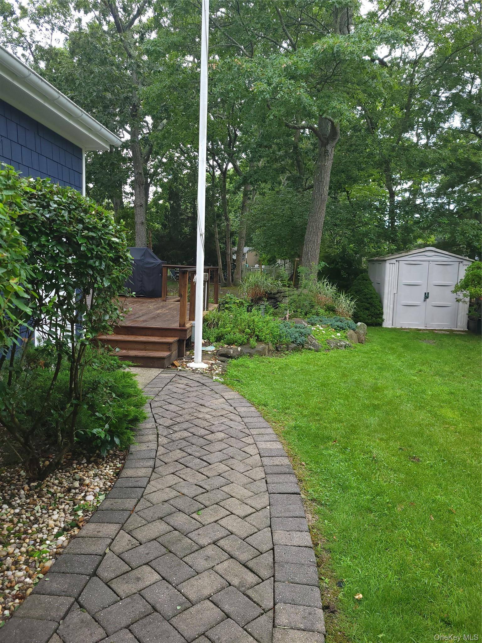 Casa de 3 Dormitorios en Venta en Hampton Bays - Nueva York - EE. UU. - 2