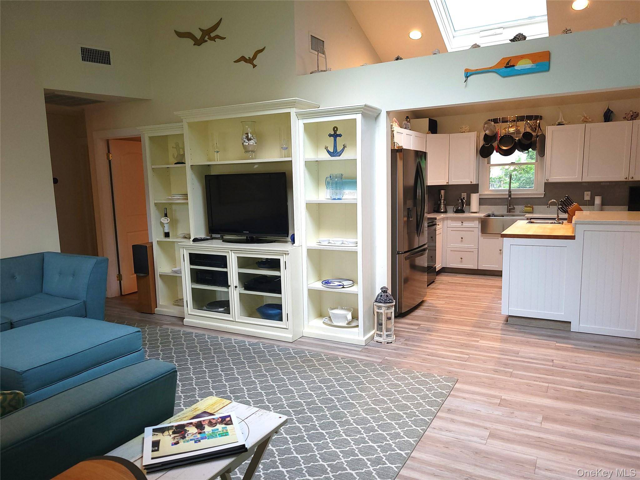 Casa de 3 Dormitorios en Venta en Hampton Bays - Nueva York - EE. UU. - 5