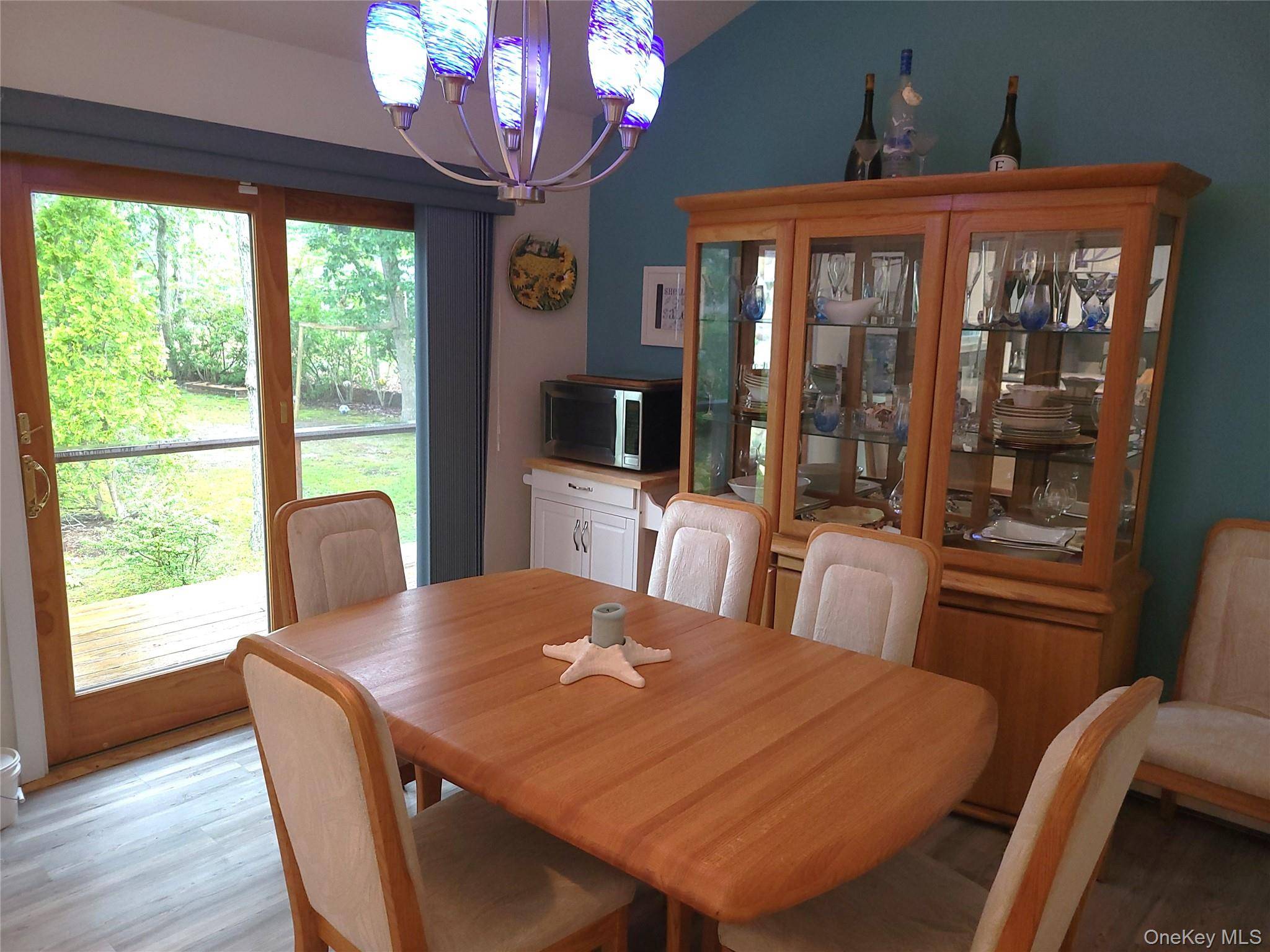 Casa de 3 Dormitorios en Venta en Hampton Bays - Nueva York - EE. UU. - 8