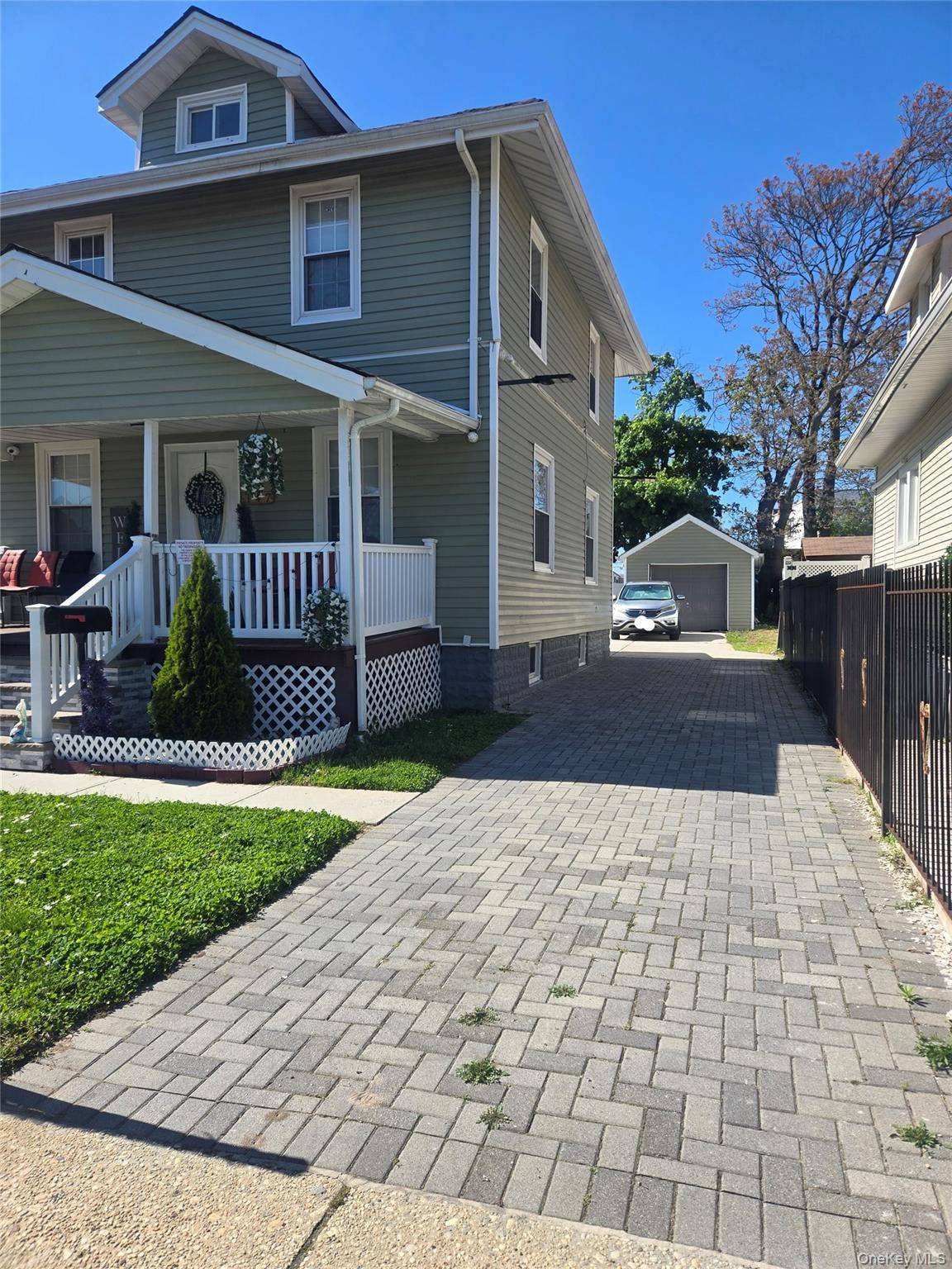 Casa com 3 Quartos à Venda em Hempstead - Nova Iorque - EUA - 4