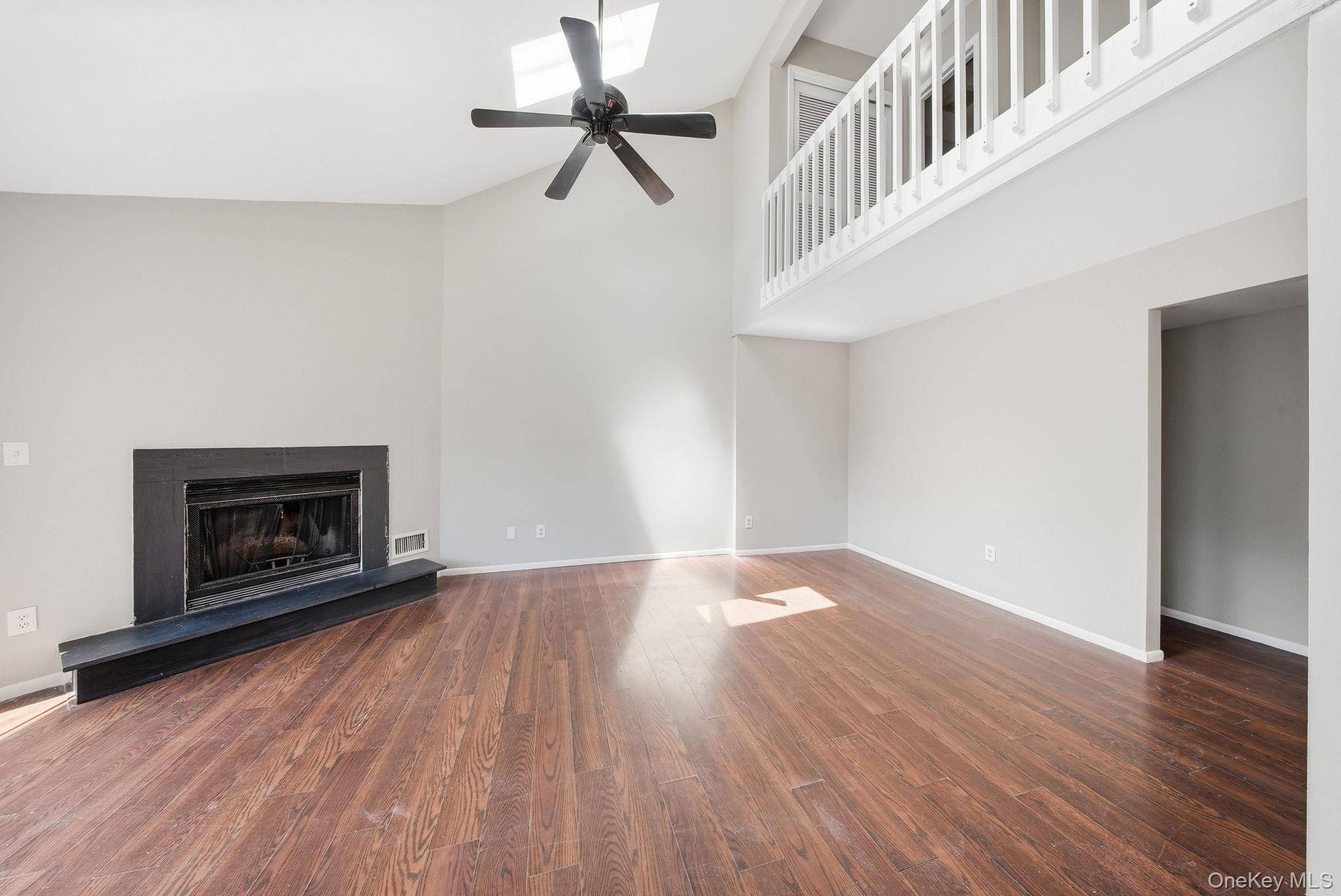 Casa de 3 Dormitorios en Venta en Highland Mills - Nueva York - EE. UU. - 4