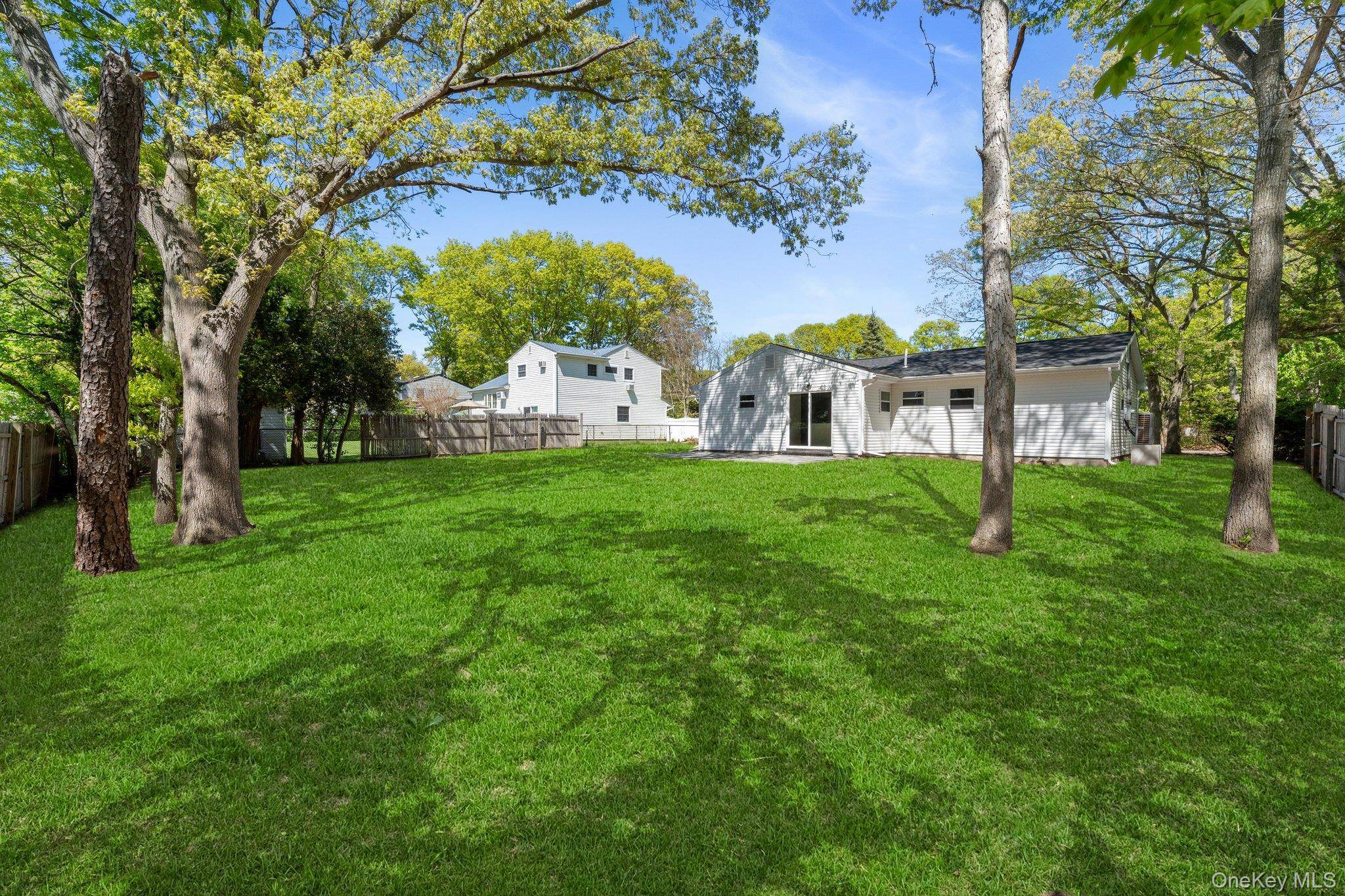 Casa de 3 Dormitorios en Venta en Holbrook - Nueva York - EE. UU. - 4