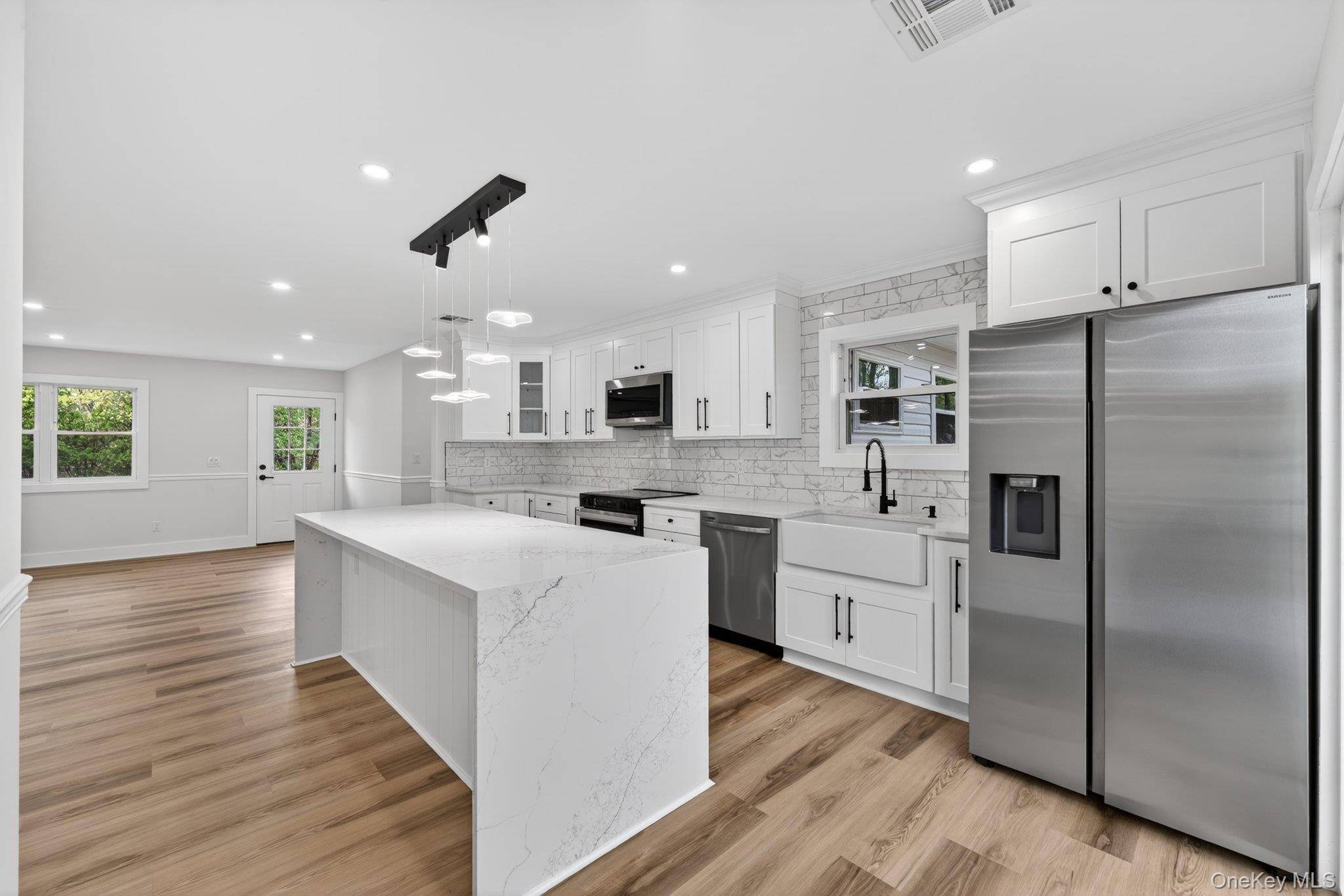 Casa de 3 Dormitorios en Venta en Holbrook - Nueva York - EE. UU. - 8