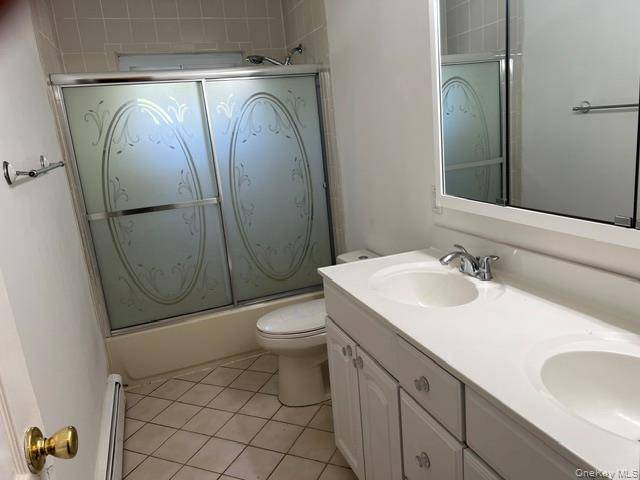 Casa com 3 Quartos à Venda em Holtsville - Nova Iorque - EUA - 5