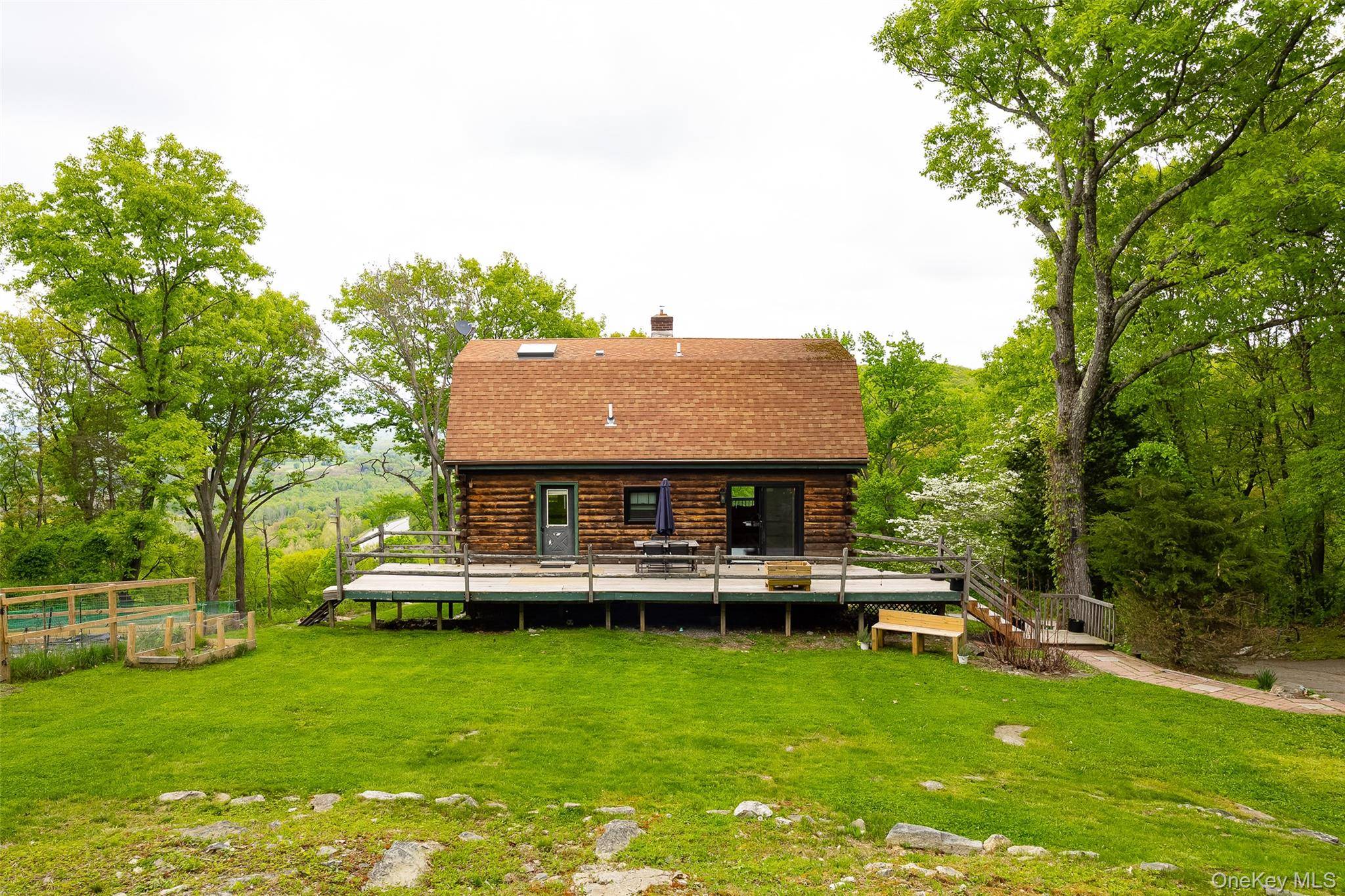 Casa de 3 Dormitorios en Venta en Hopewell Junction - Nueva York - EE. UU. - 1
