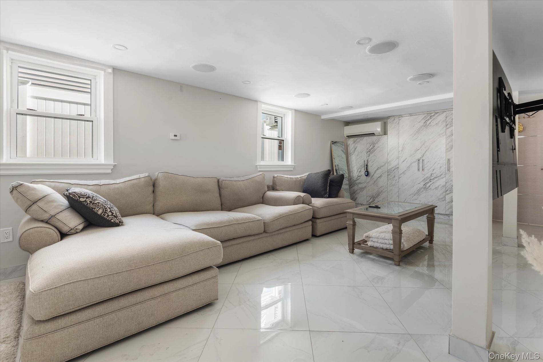 3 Bedroom Home for Sale in Howard Beach - New York - USA - 2