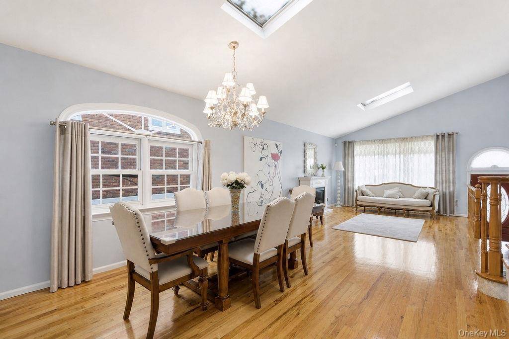 Casa com 3 Quartos à Venda em Howard Beach - Nova Iorque - EUA - 7