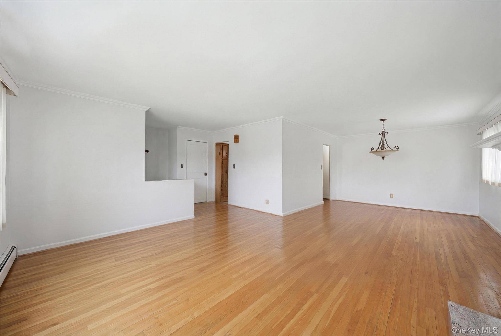 3 Bedroom Home for Sale in Howard Beach - New York - USA - 2
