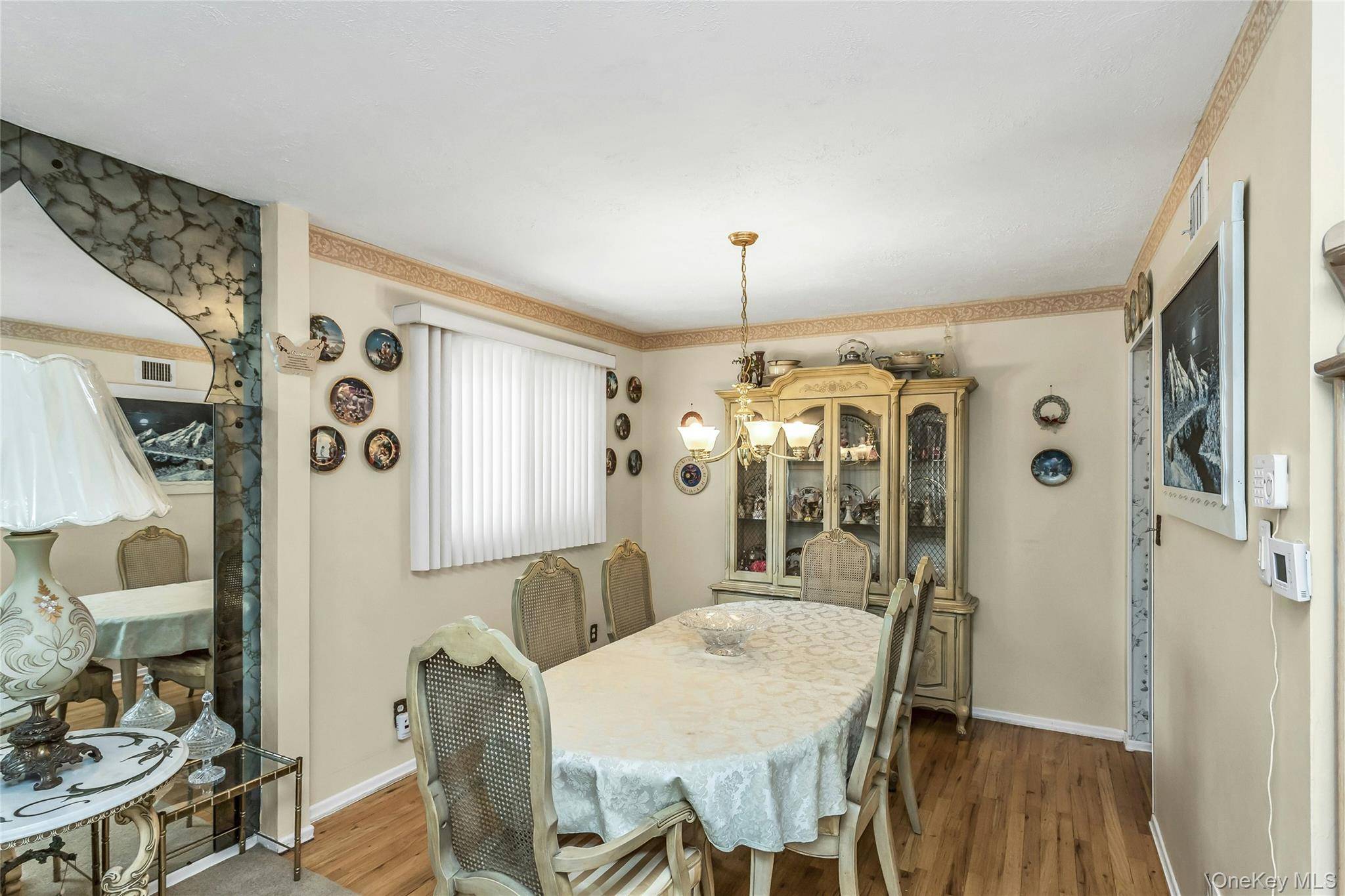 Casa com 3 Quartos à Venda em Howard Beach - Nova Iorque - EUA - 8