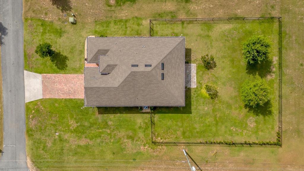 Maison de 3 Chambres à Vendre à Howey In The Hills - Floride - États-Unis - 4