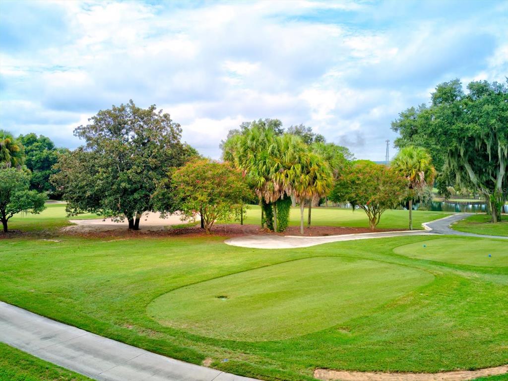 Casa de 3 Dormitorios en Venta en Howey In The Hills - Florida - EE. UU. - 2