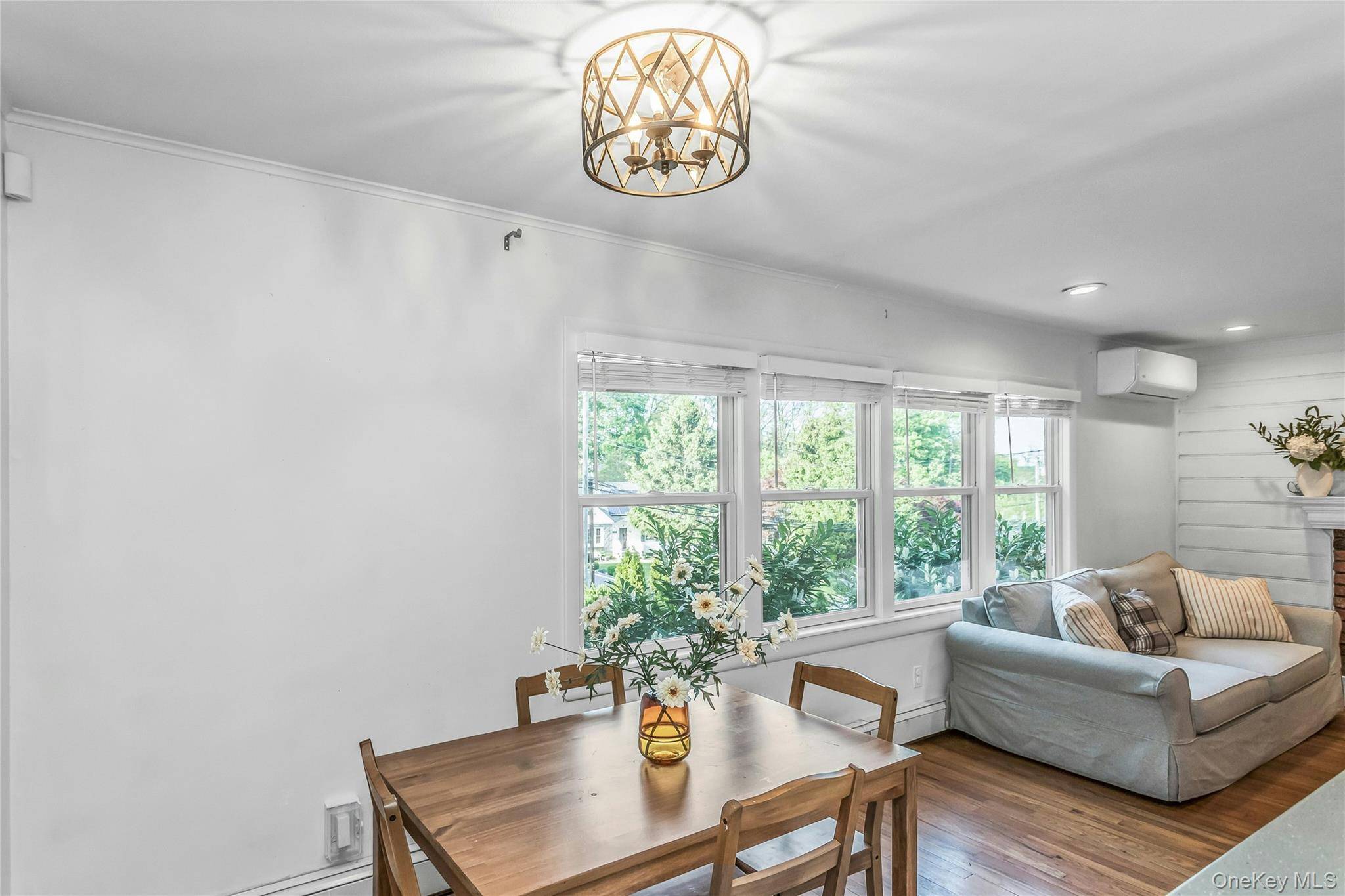 Casa com 3 Quartos à Venda em Huntington - Nova Iorque - EUA - 8
