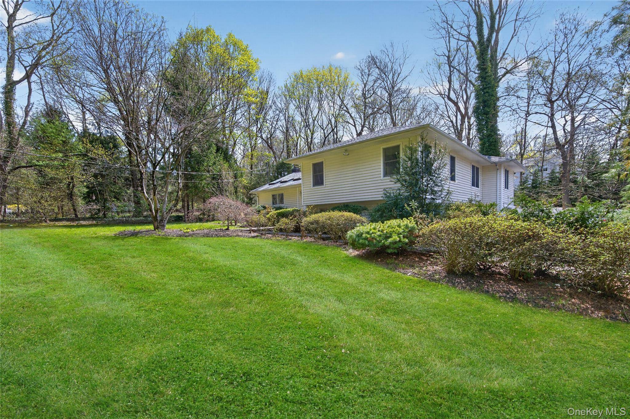 3 Bedroom Home for Sale in Huntington - New York - USA - 2