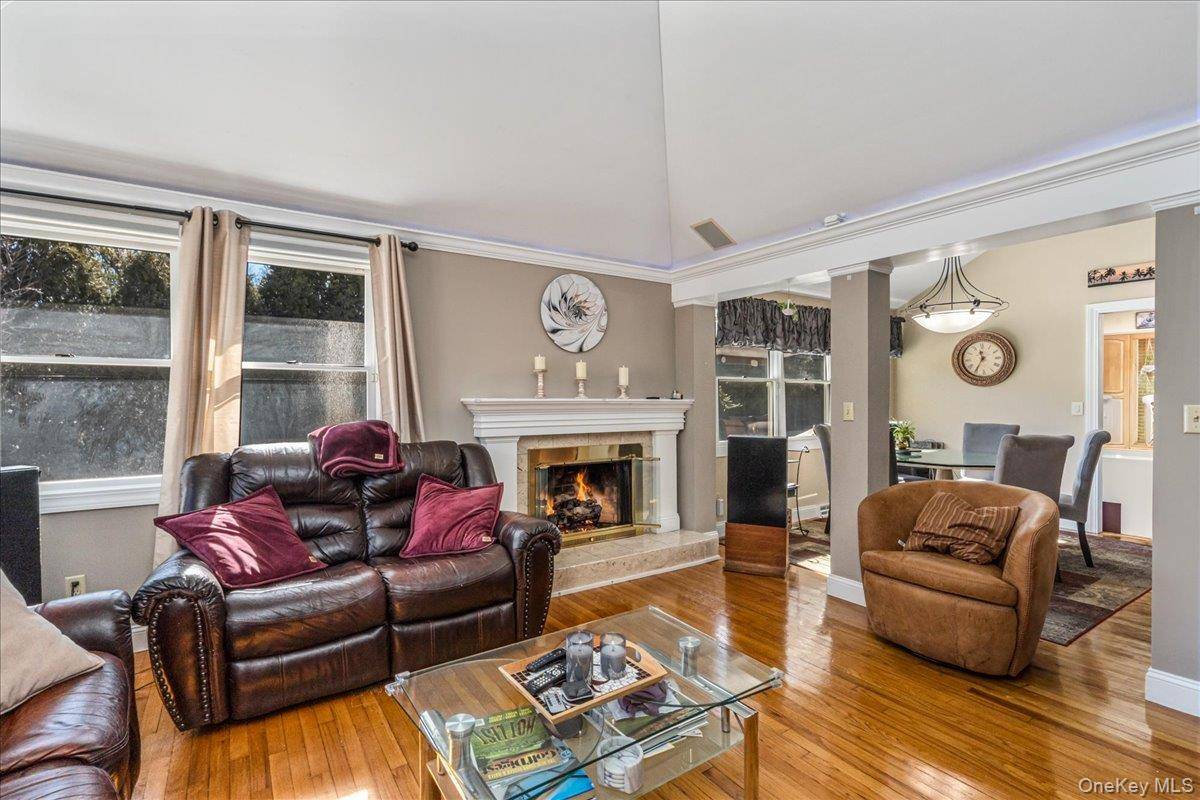 Casa de 3 Dormitorios en Venta en Huntington - Nueva York - EE. UU. - 7