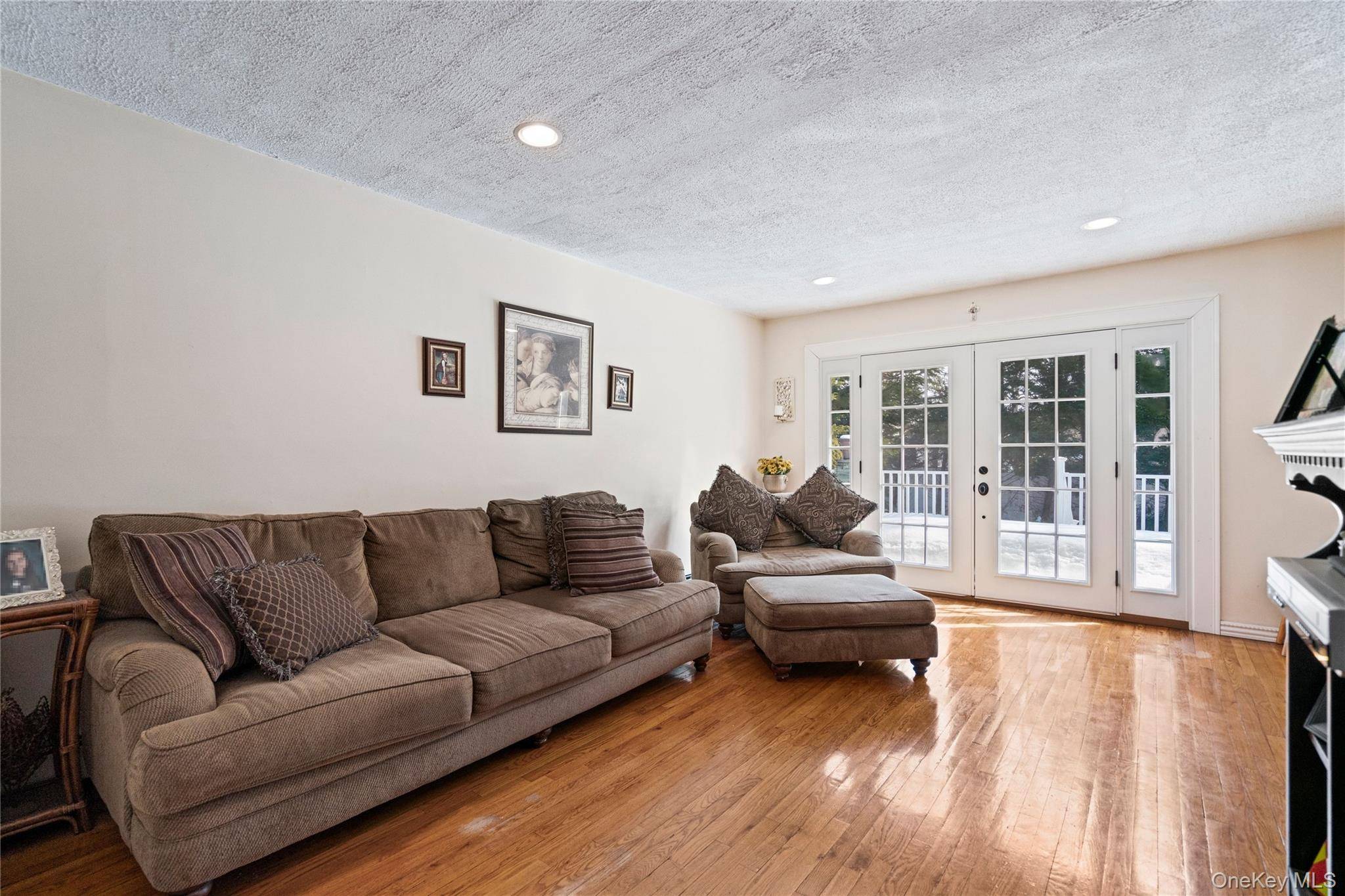 Casa de 3 Dormitorios en Venta en Huntington - Nueva York - EE. UU. - 5