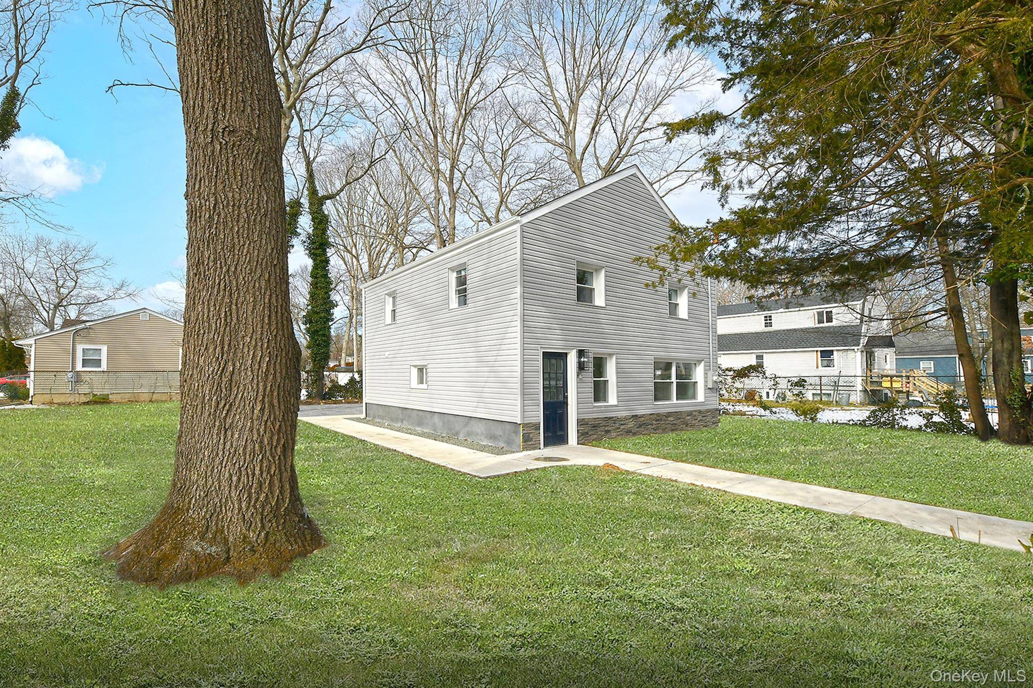 Casa de 3 Dormitorios en Venta en Huntington - Nueva York - EE. UU. - 3