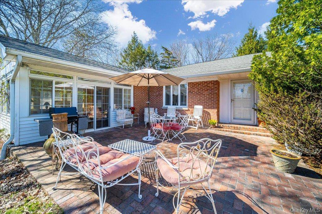 Casa de 3 Dormitorios en Venta en Hyde Park - Nueva York - EE. UU. - 6