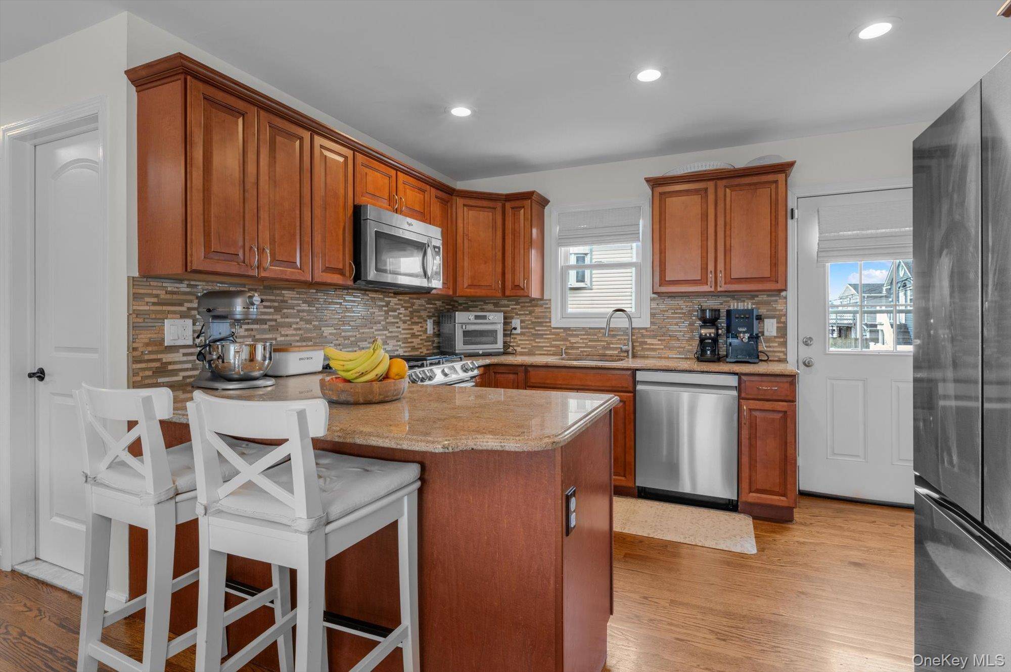 Casa de 3 Dormitorios en Venta en Island Park - Nueva York - EE. UU. - 7