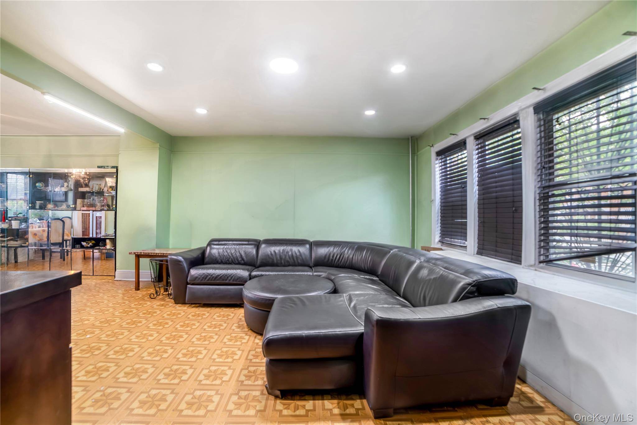 Casa de 3 Dormitorios en Venta en Jackson Heights - Nueva York - EE. UU. - 3