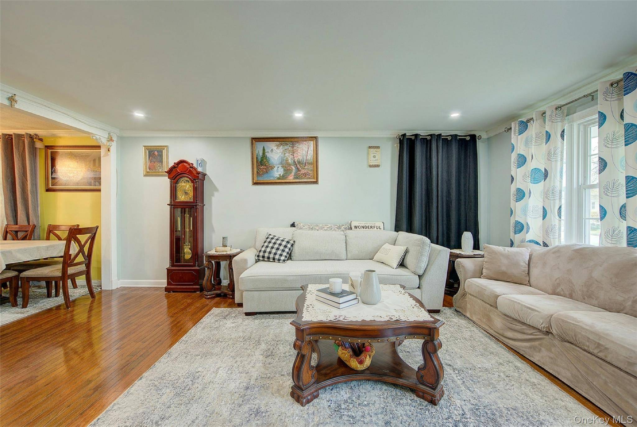 Casa de 3 Dormitorios en Venta en Jamaica - Nueva York - EE. UU. - 5