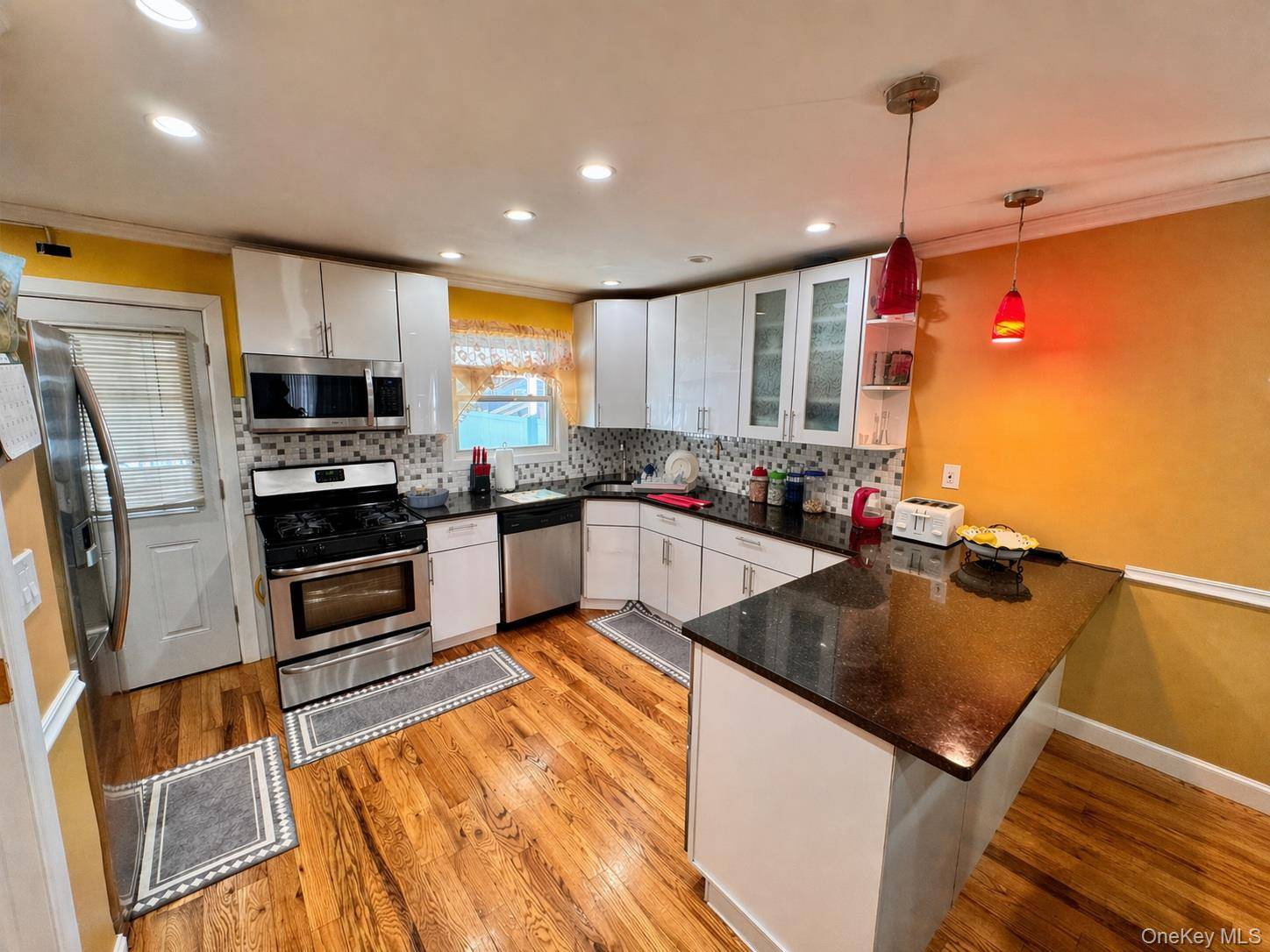 3 Bedroom Home for Sale in Jamaica - New York - USA - 7