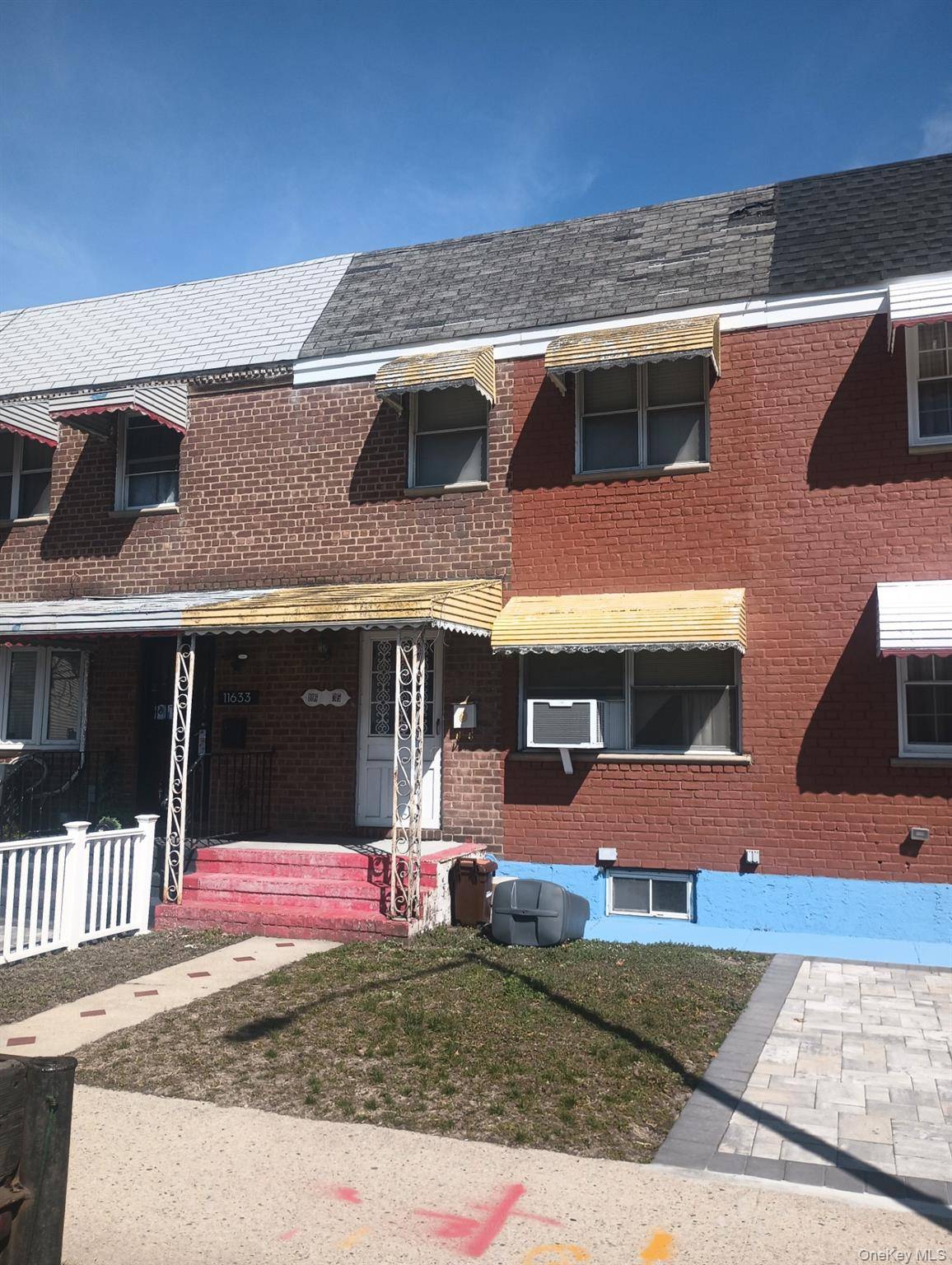 3 Bedroom Home for Sale in Jamaica - New York - USA - 1