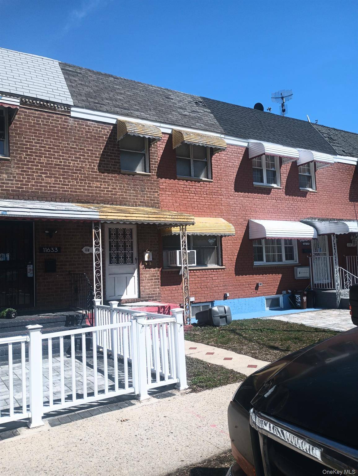 3 Bedroom Home for Sale in Jamaica - New York - USA - 2
