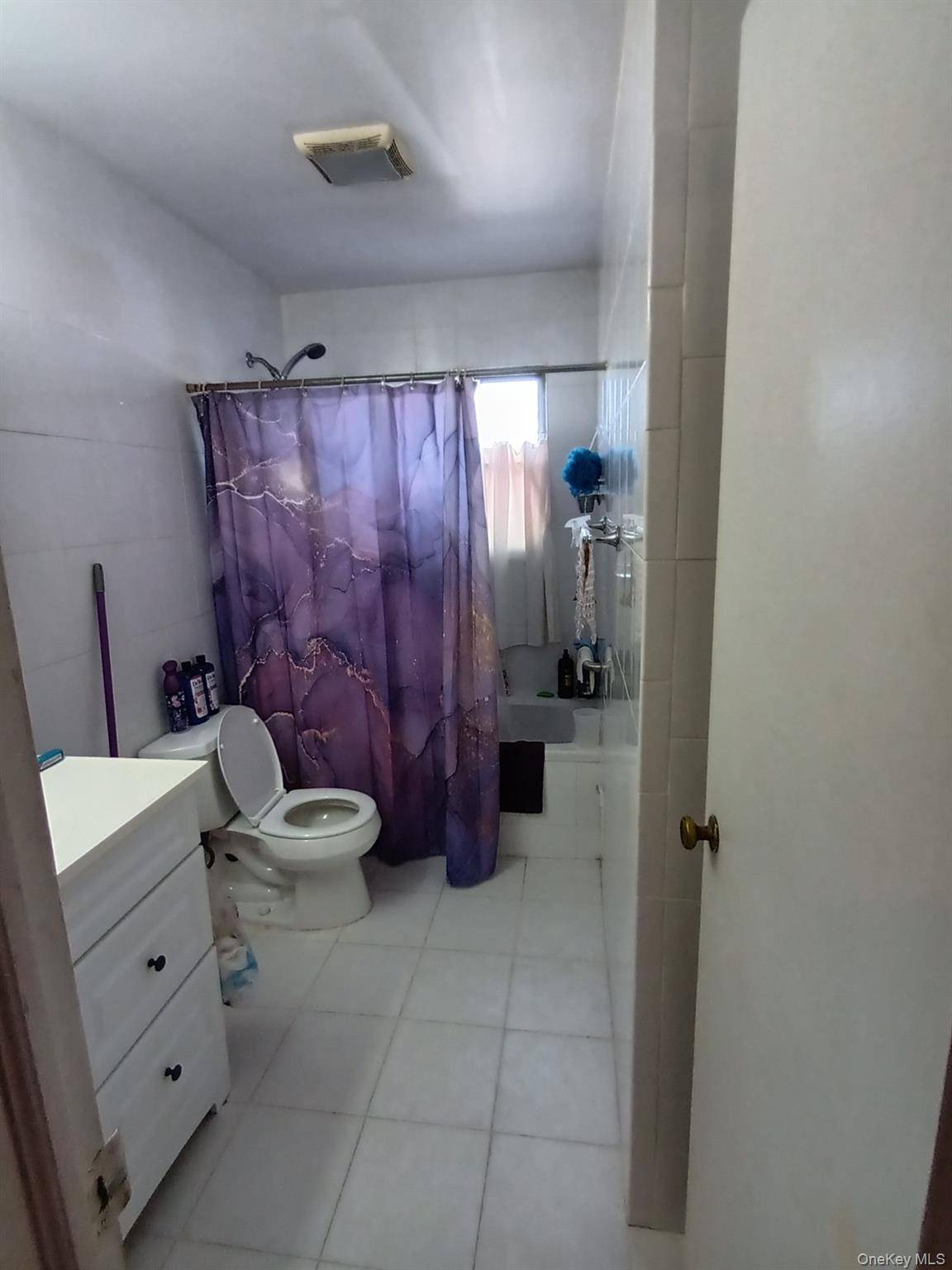 3 Bedroom Home for Sale in Jamaica - New York - USA - 6