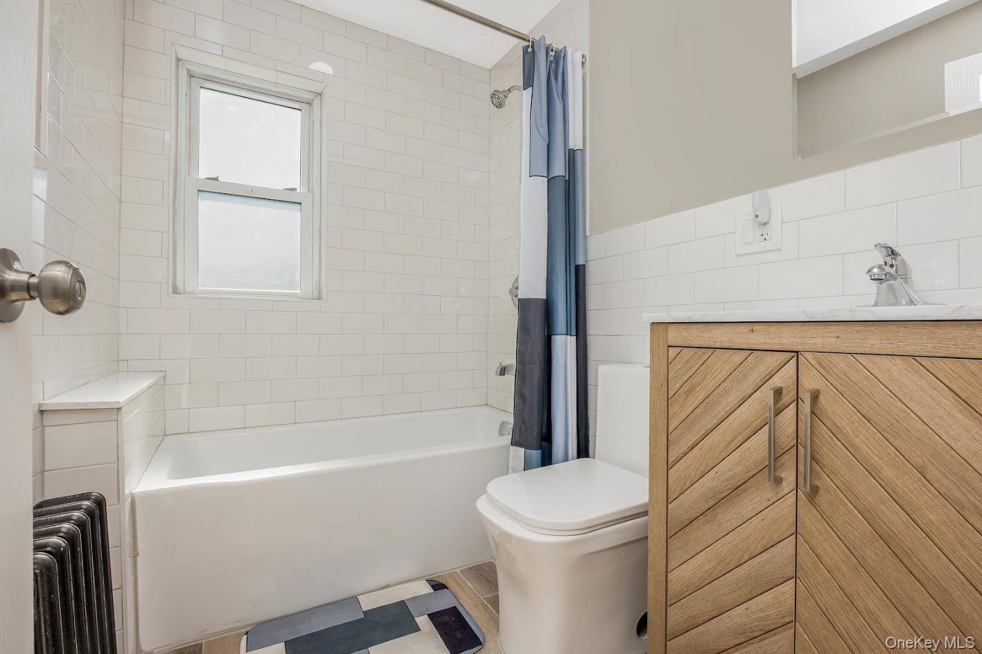 3 Bedroom Home for Sale in Jamaica - New York - USA - 7