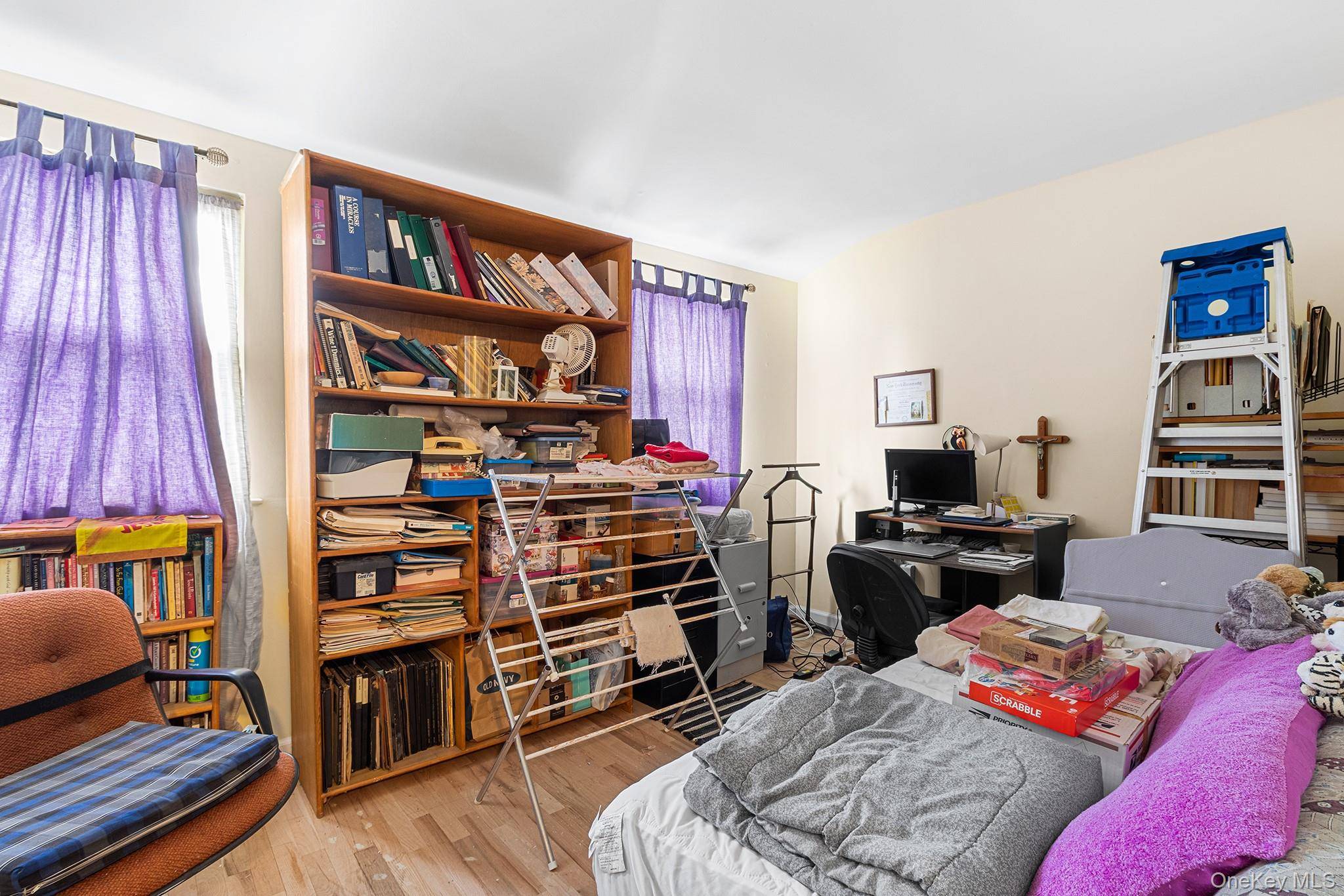 Casa de 3 Dormitorios en Venta en Jamaica - Nueva York - EE. UU. - 4