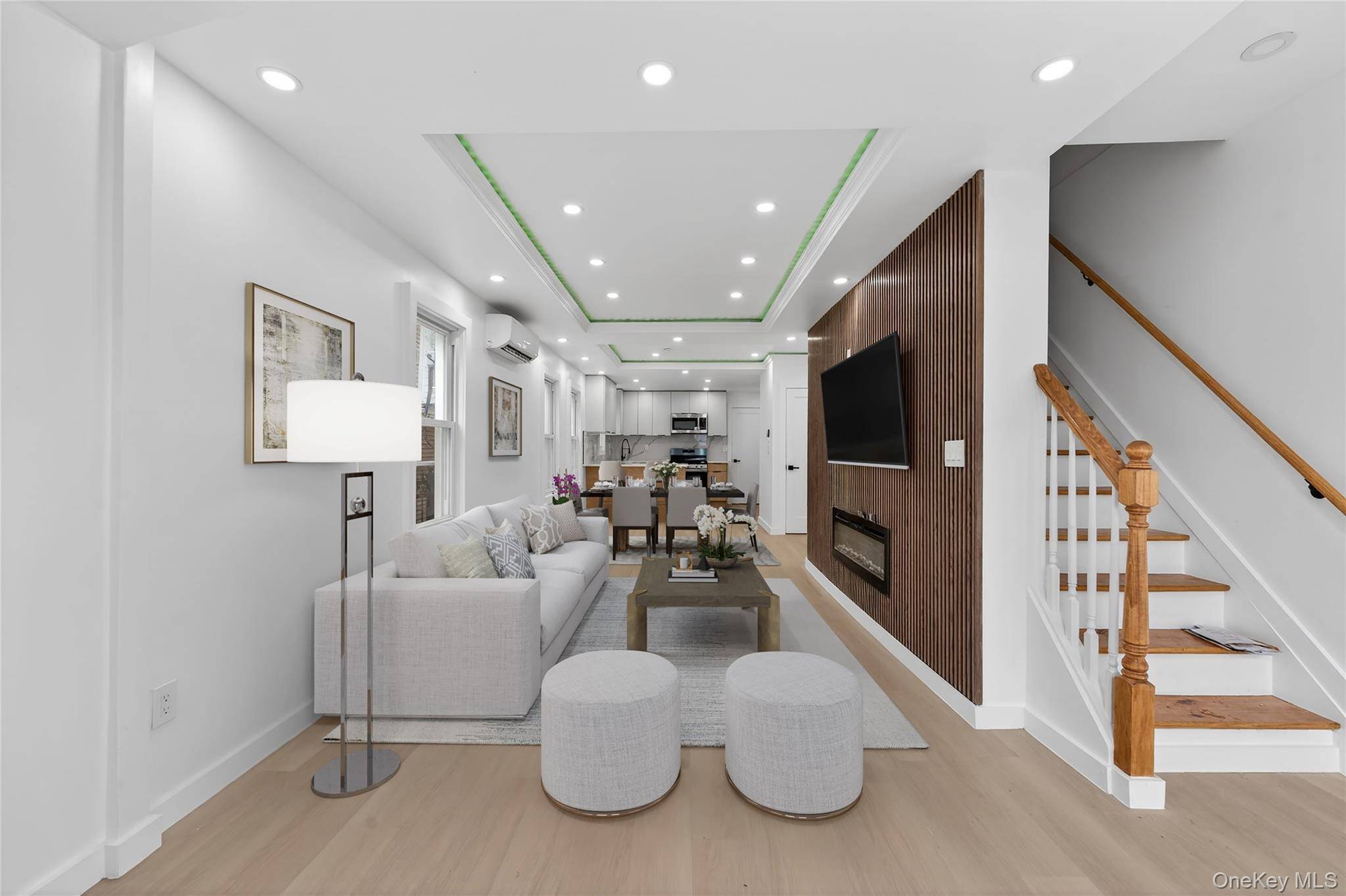 Casa de 3 Dormitorios en Venta en Jamaica - Nueva York - EE. UU. - 4