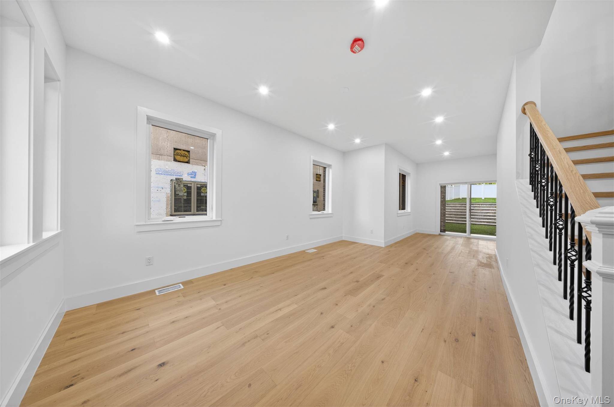 3 Bedroom Home for Sale in Jamaica - New York - USA - 3