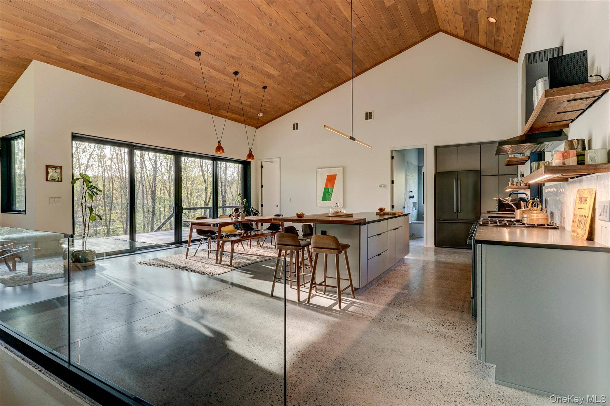 Casa de 3 Dormitorios en Venta en Kenoza Lake - Nueva York - EE. UU. - 7