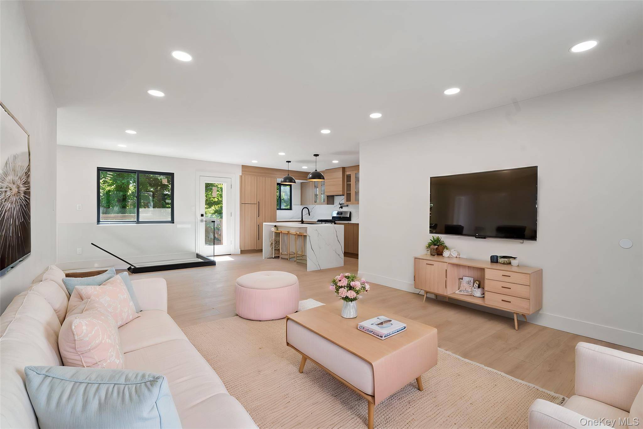 Casa de 3 Dormitorios en Venta en Kings Park - Nueva York - EE. UU. - 4
