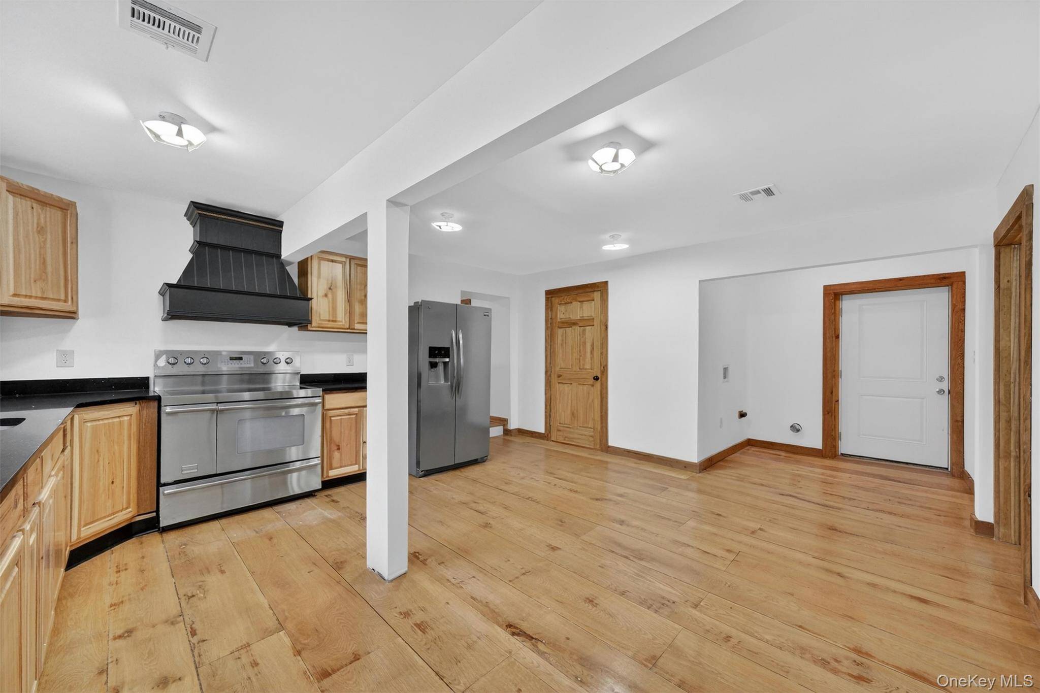 Casa com 3 Quartos à Venda em Kingston - Nova Iorque - EUA - 8