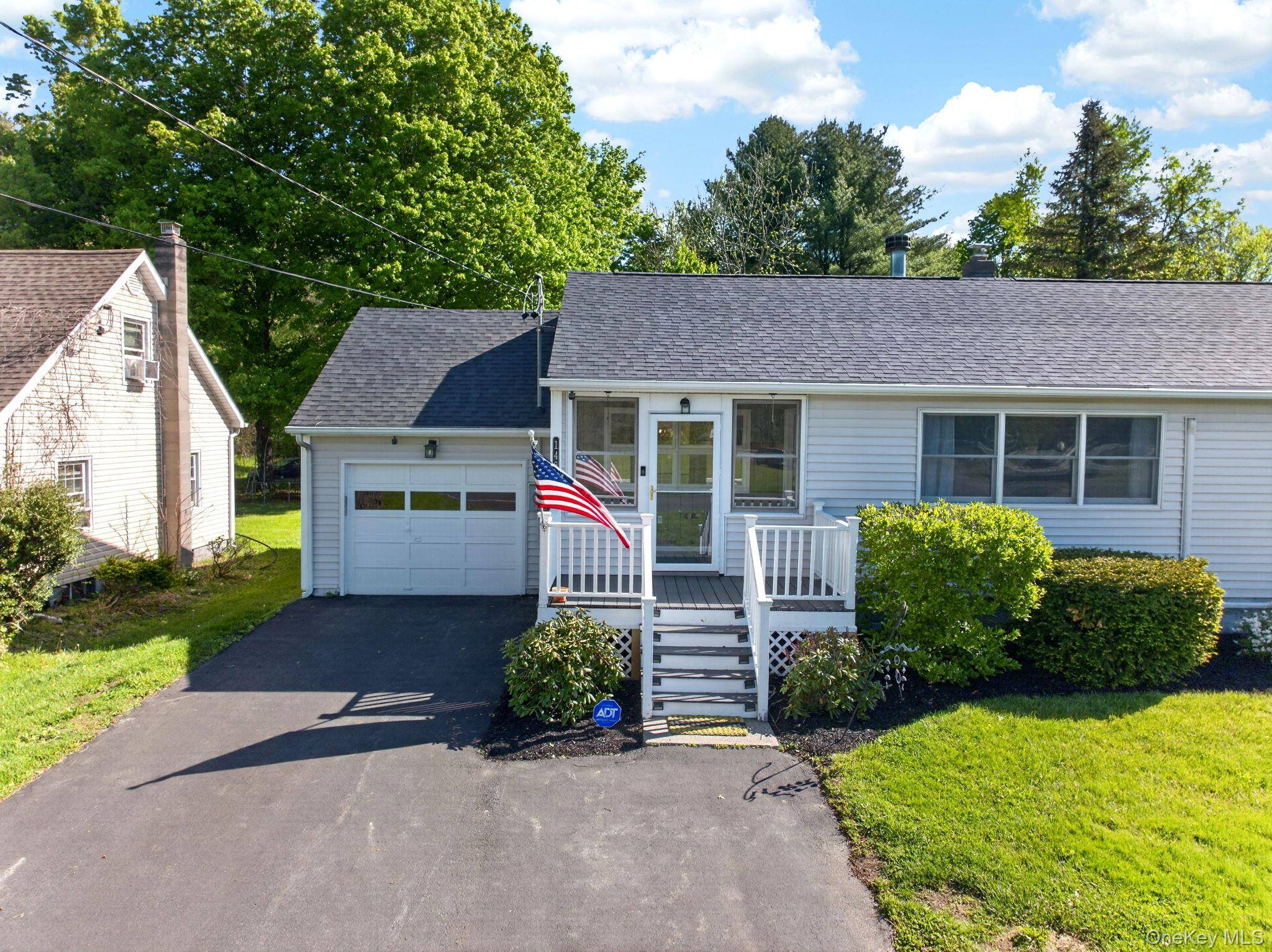 Casa de 3 Dormitorios en Venta en Lake Katrine - Nueva York - EE. UU. - 5