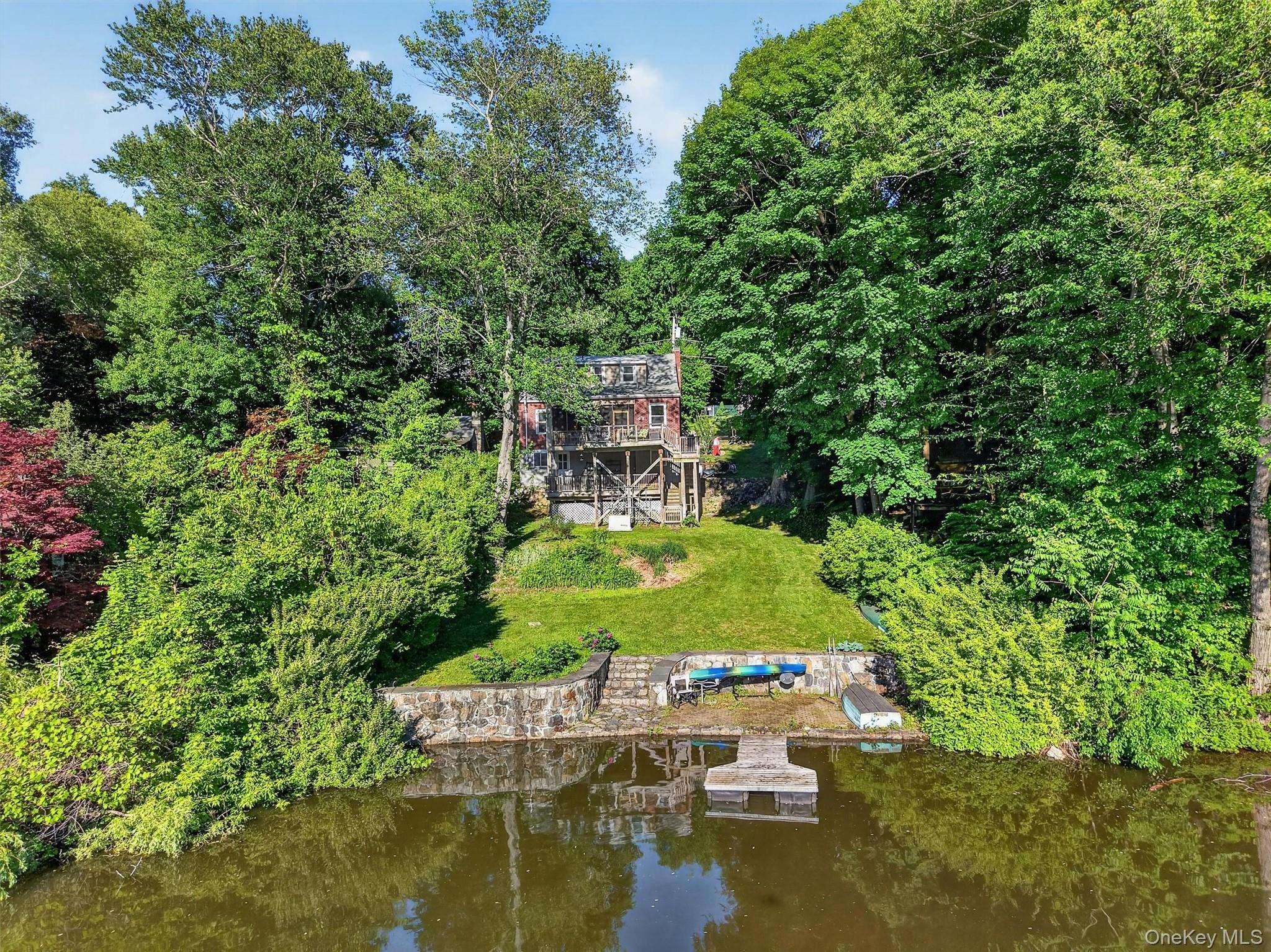 Casa com 3 Quartos à Venda em Lake Peekskill - Nova Iorque - EUA - 3