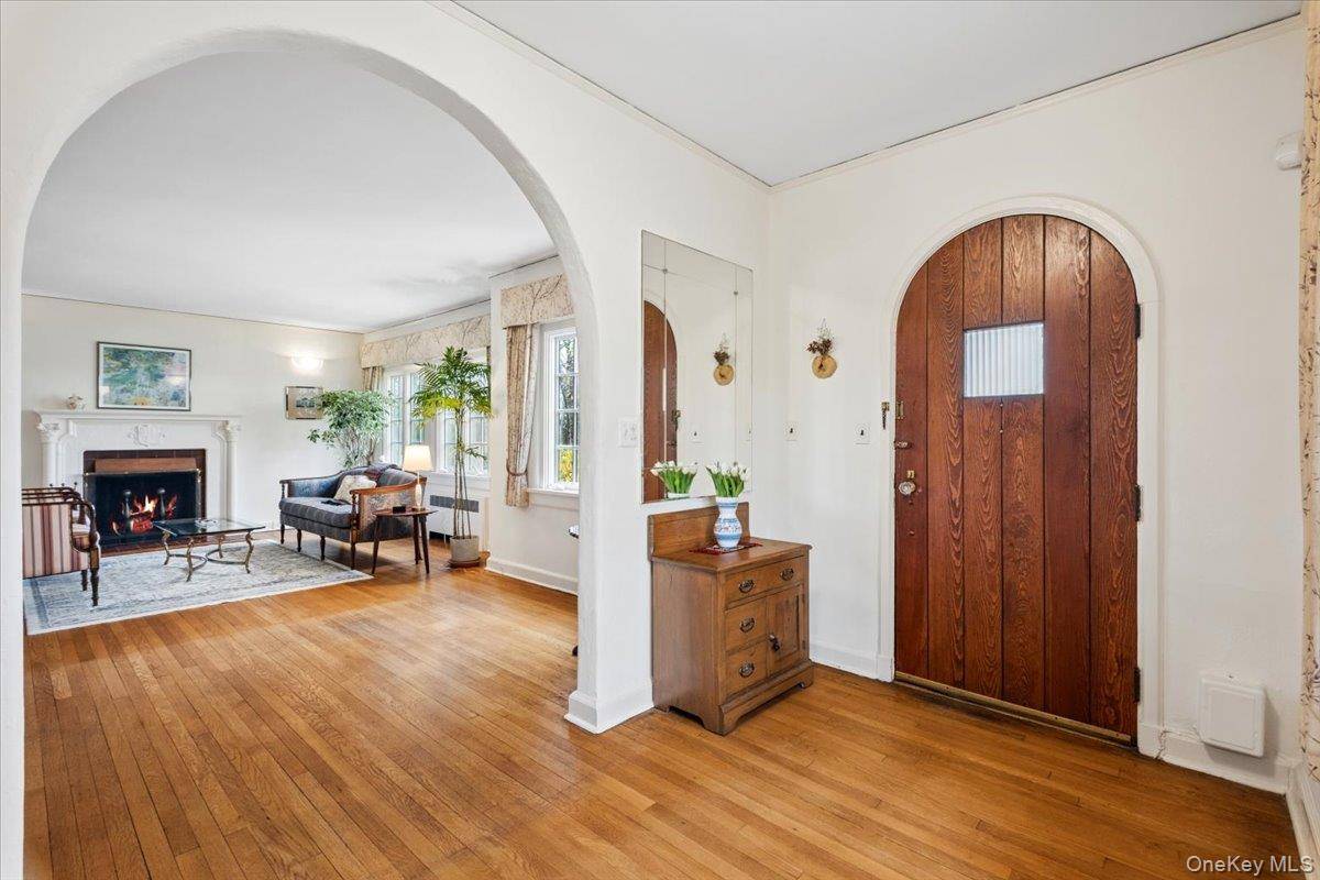 Casa de 3 Dormitorios en Venta en Larchmont - Nueva York - EE. UU. - 4