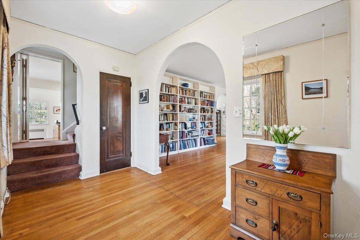 Casa de 3 Dormitorios en Venta en Larchmont - Nueva York - EE. UU. - 5