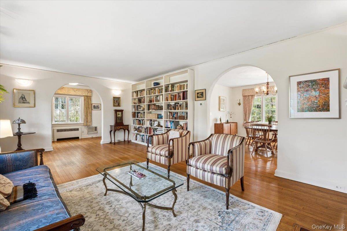 Casa de 3 Dormitorios en Venta en Larchmont - Nueva York - EE. UU. - 8