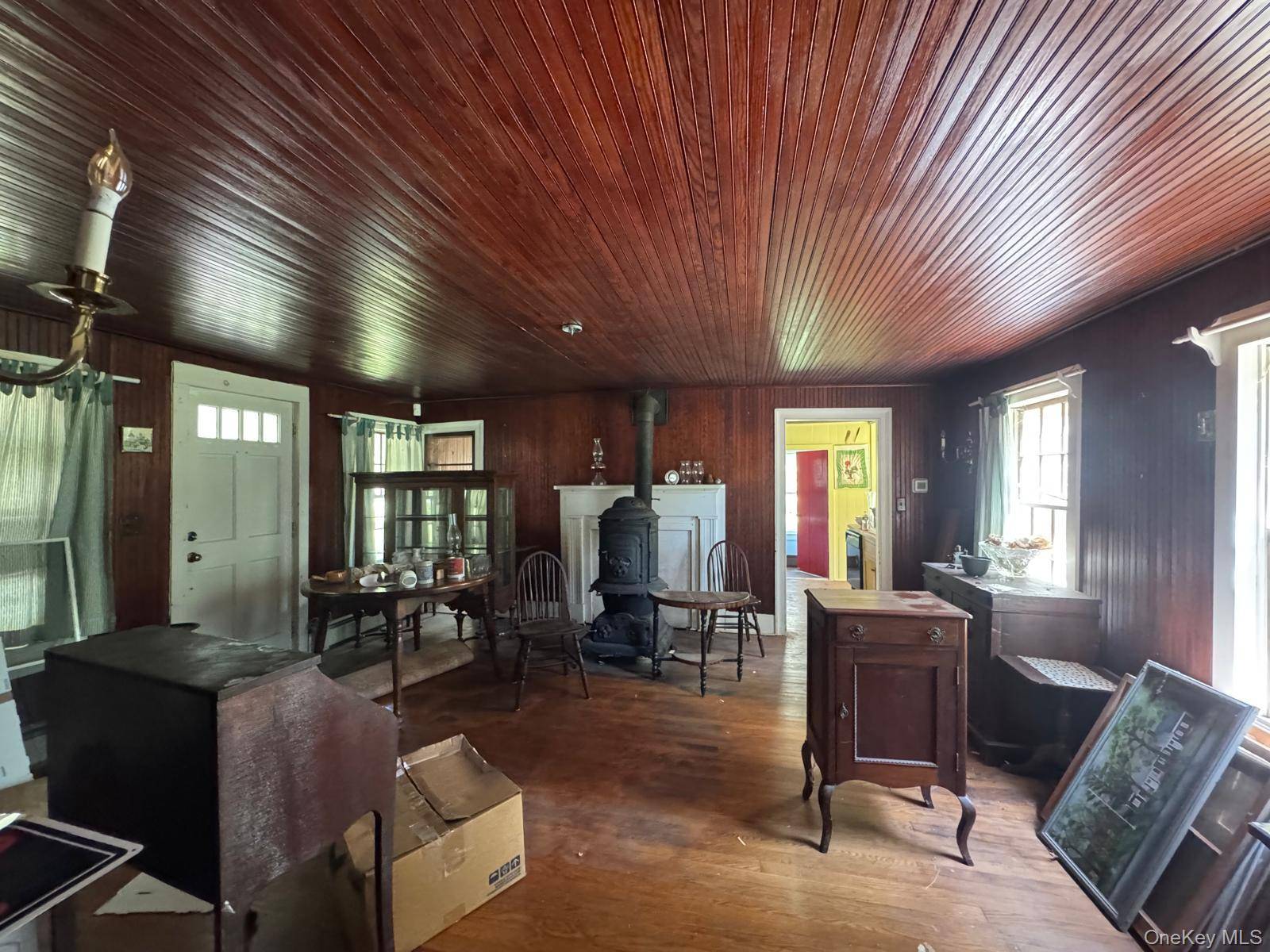Casa de 3 Dormitorios en Venta en Laurel - Nueva York - EE. UU. - 8