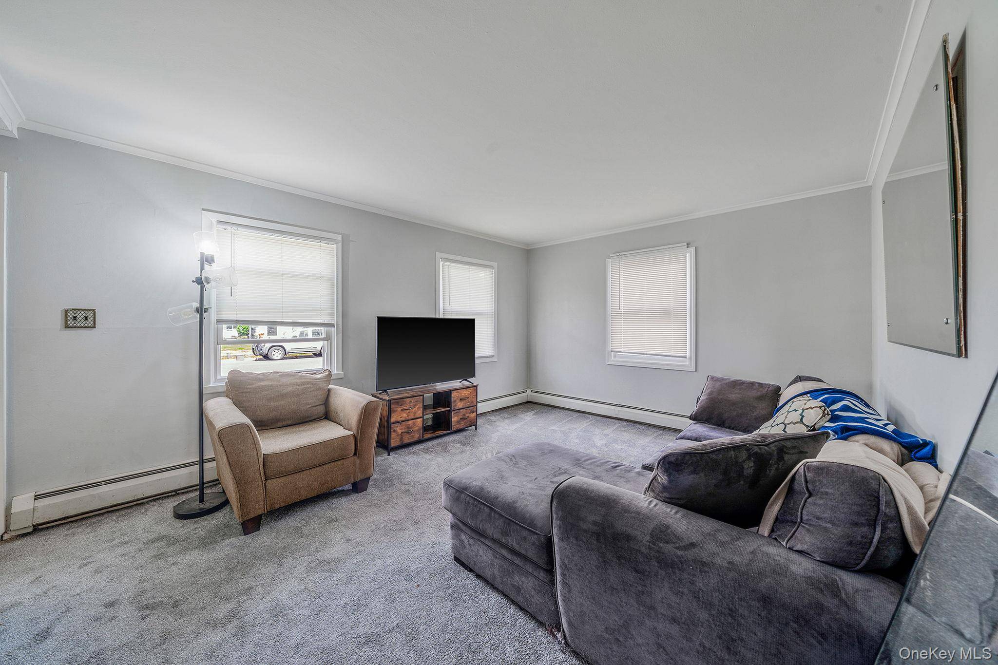 Casa com 3 Quartos à Venda em Levittown - Nova Iorque - EUA - 8