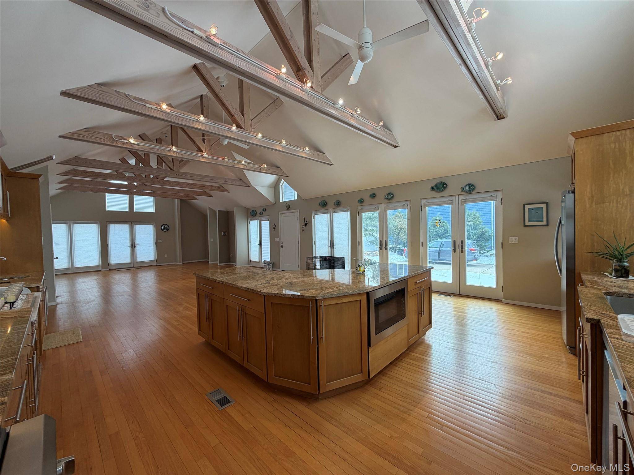 3 Bedroom Home for Sale in Lido Beach - New York - USA - 3
