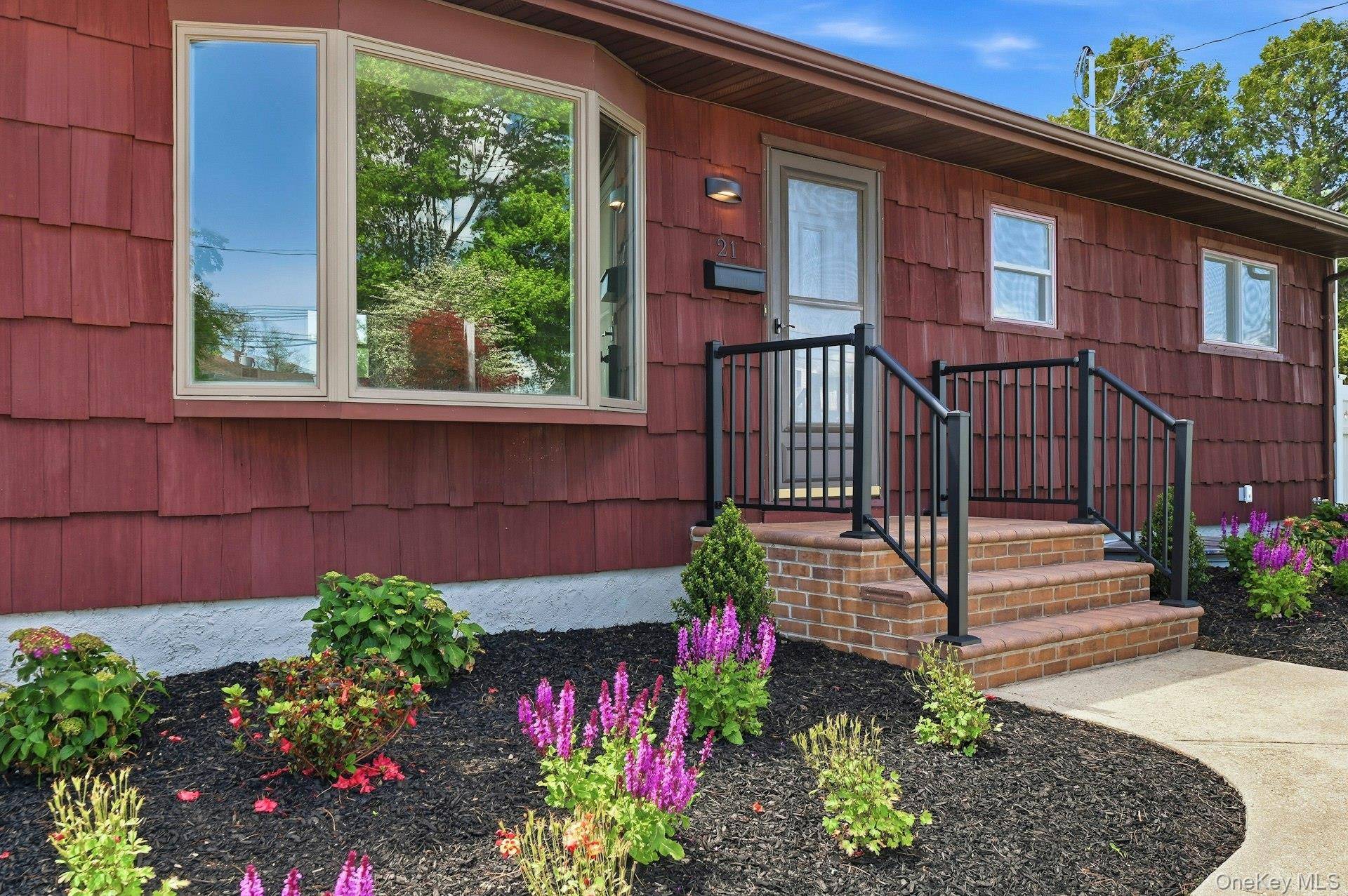 Casa com 3 Quartos à Venda em Lindenhurst - Nova Iorque - EUA - 5