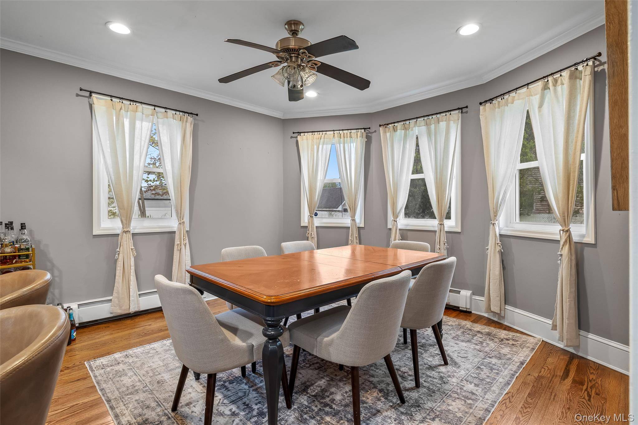 Casa de 3 Dormitorios en Venta en Lindenhurst - Nueva York - EE. UU. - 8