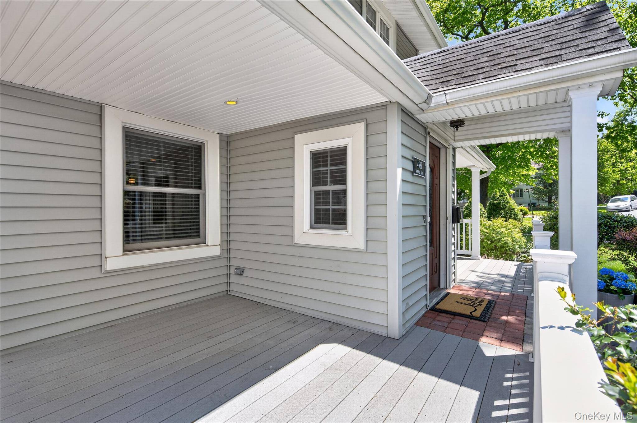 Casa de 3 Dormitorios en Venta en Little Neck - Nueva York - EE. UU. - 5