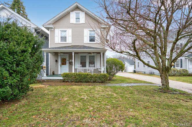 Casa com 3 Quartos à Venda em Locust Valley - Nova Iorque - EUA - 1