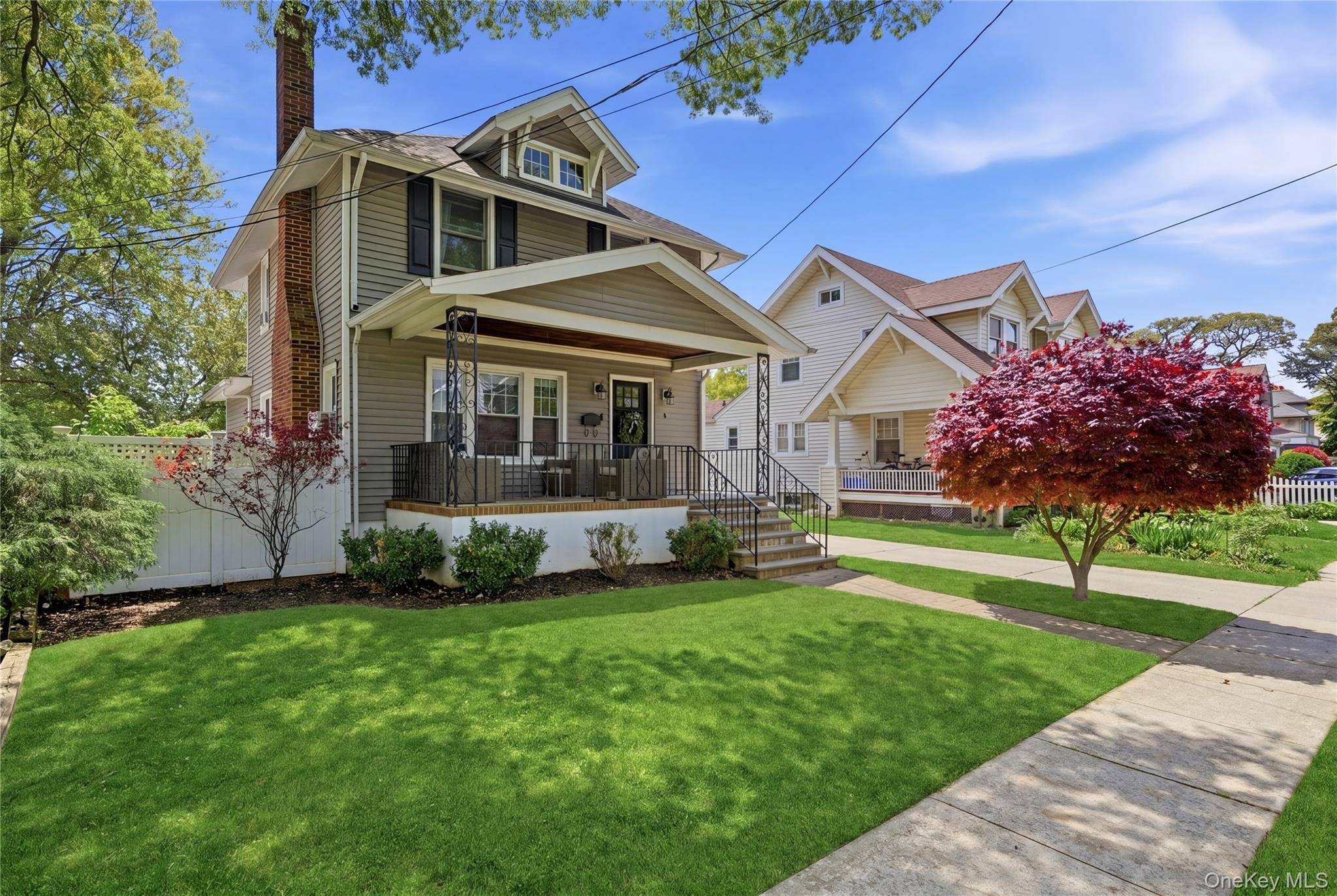 Casa com 3 Quartos à Venda em Lynbrook - Nova Iorque - EUA - 2