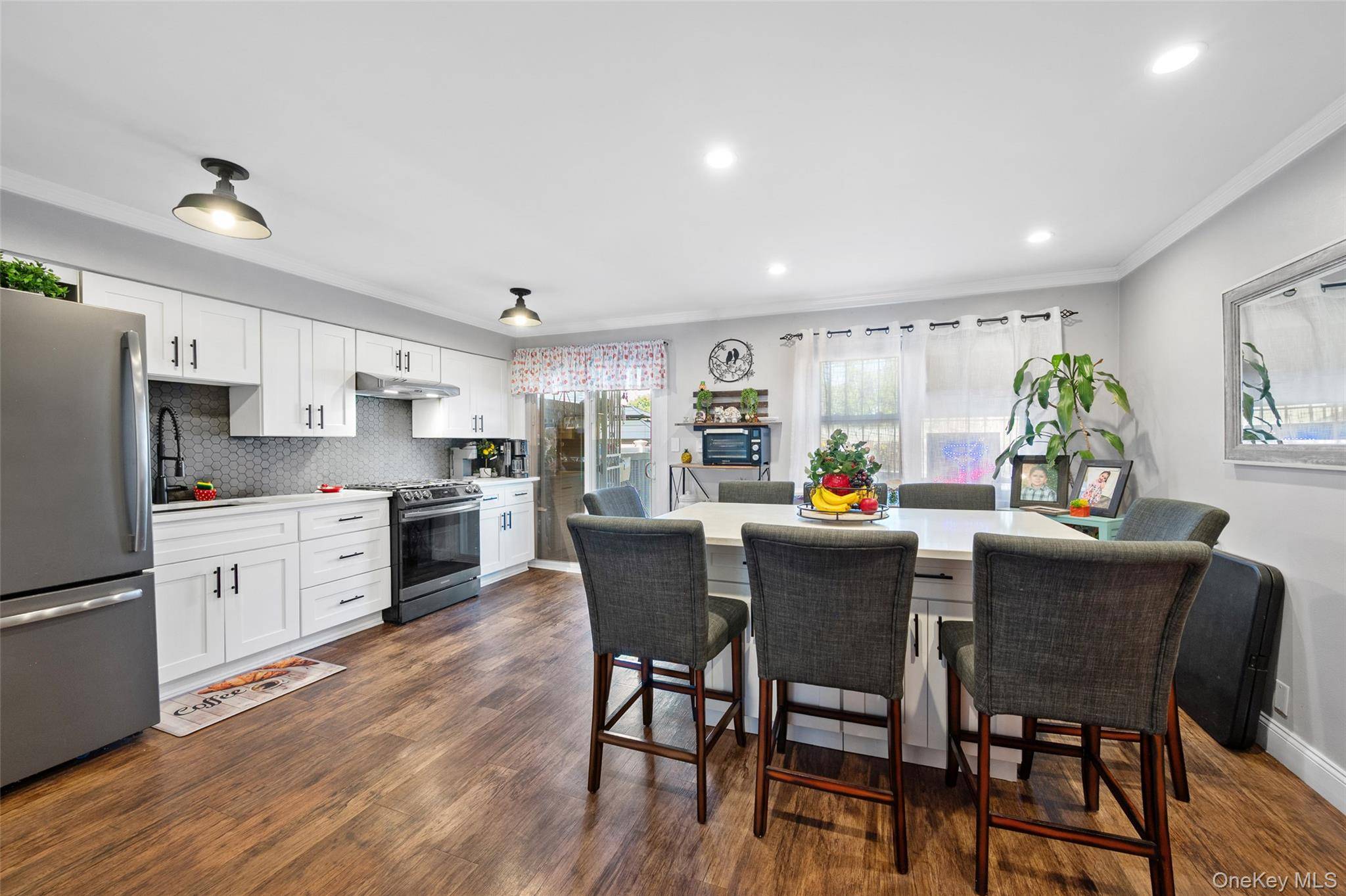 Casa com 3 Quartos à Venda em Maspeth - Nova Iorque - EUA - 8