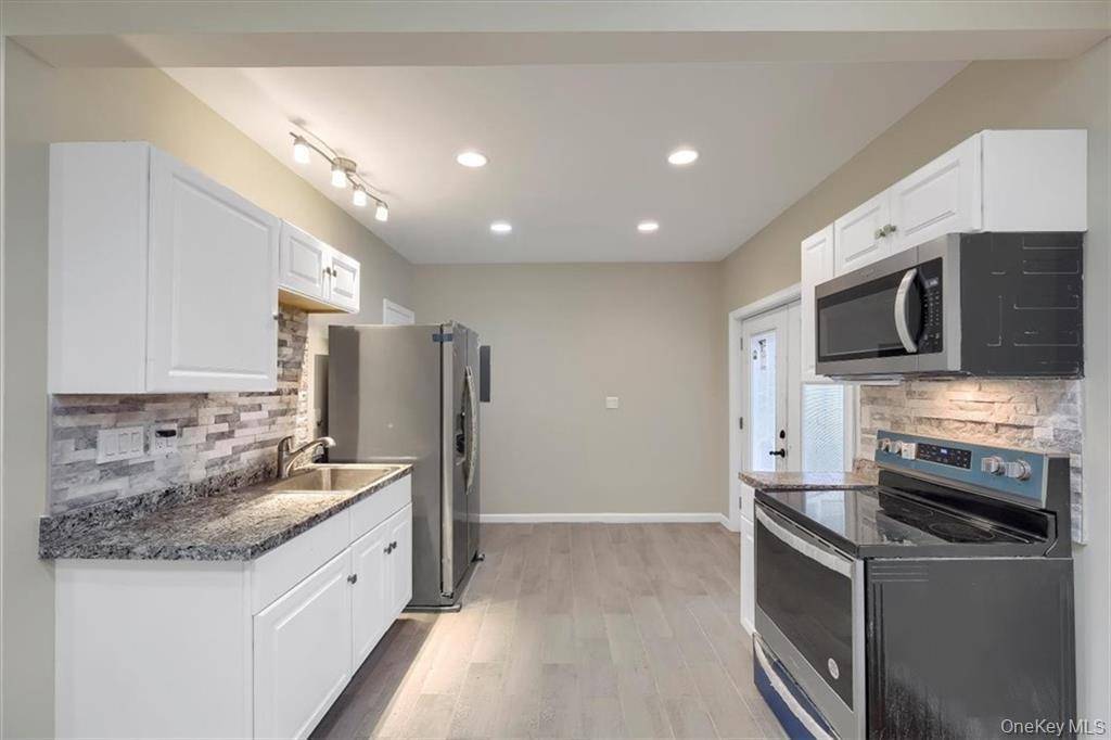 3 Bedroom Home for Sale in Maybrook - New York - USA - 5